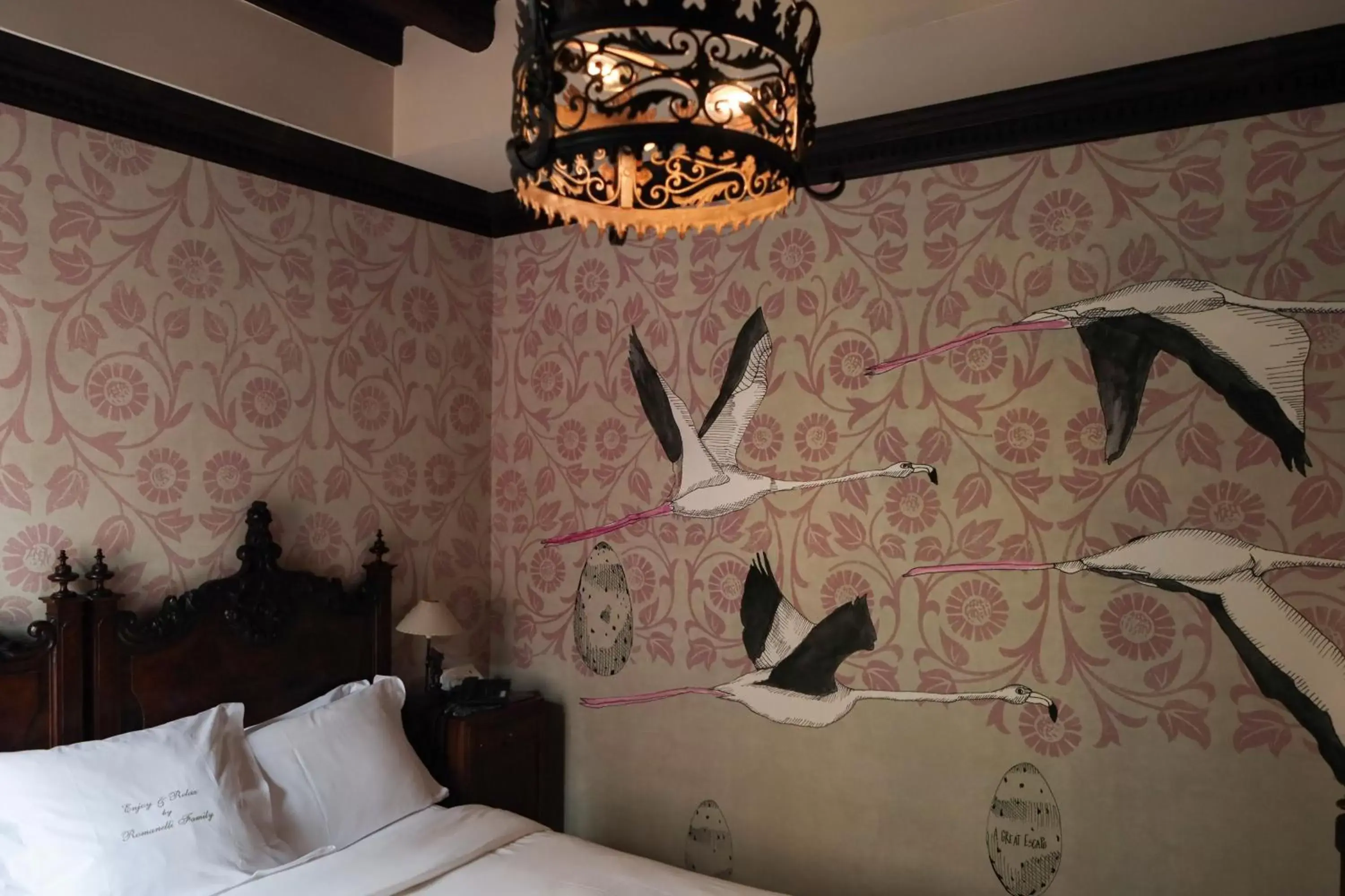 Bed in Novecento Boutique Hotel