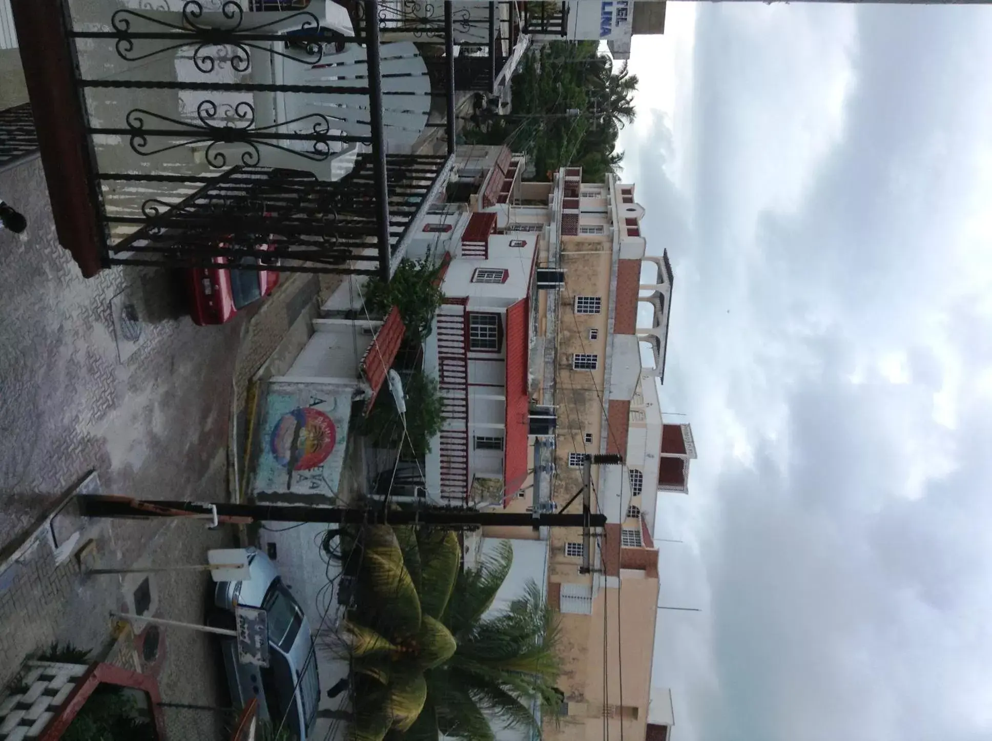 Facade/entrance in Hotel Isleño