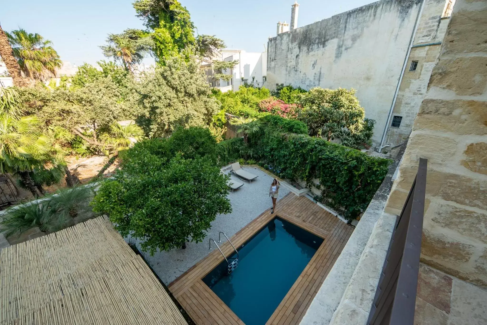 Shower, Pool View in Palazzo Maresgallo Suites & SPA