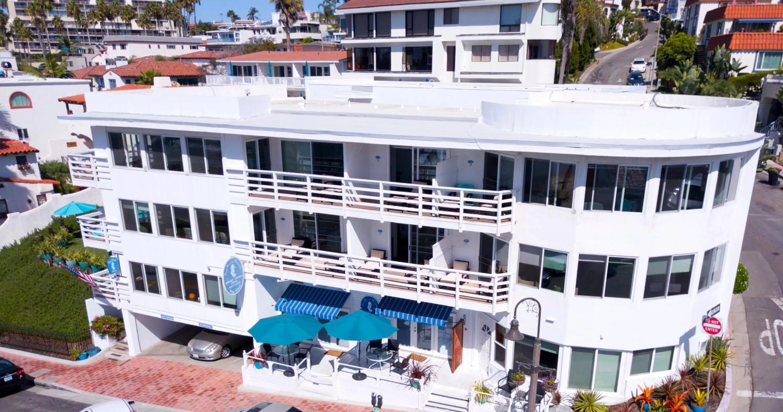 Property building in Sea Horse Resort