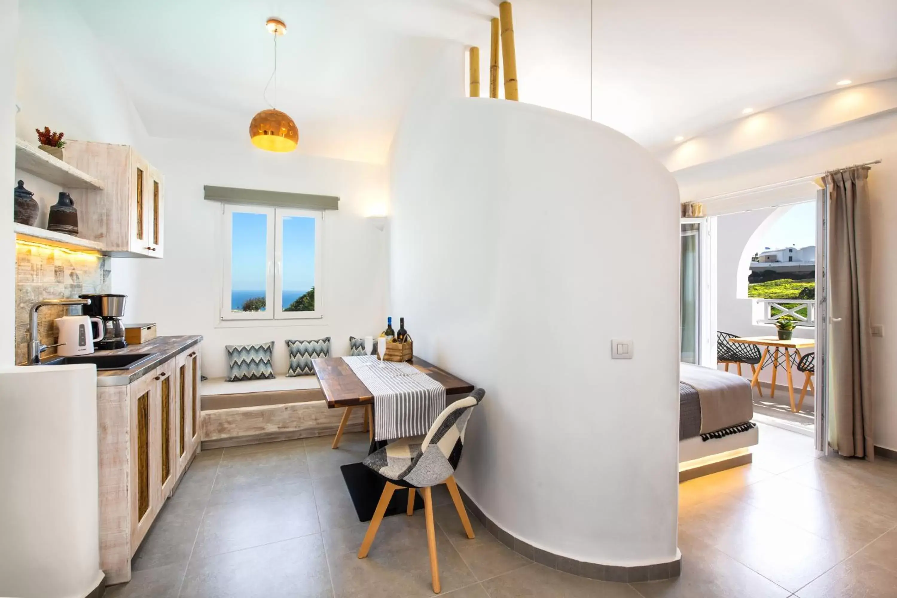 Living room, Bed in Abasa Suites Living room, Bed in Abasa Suites