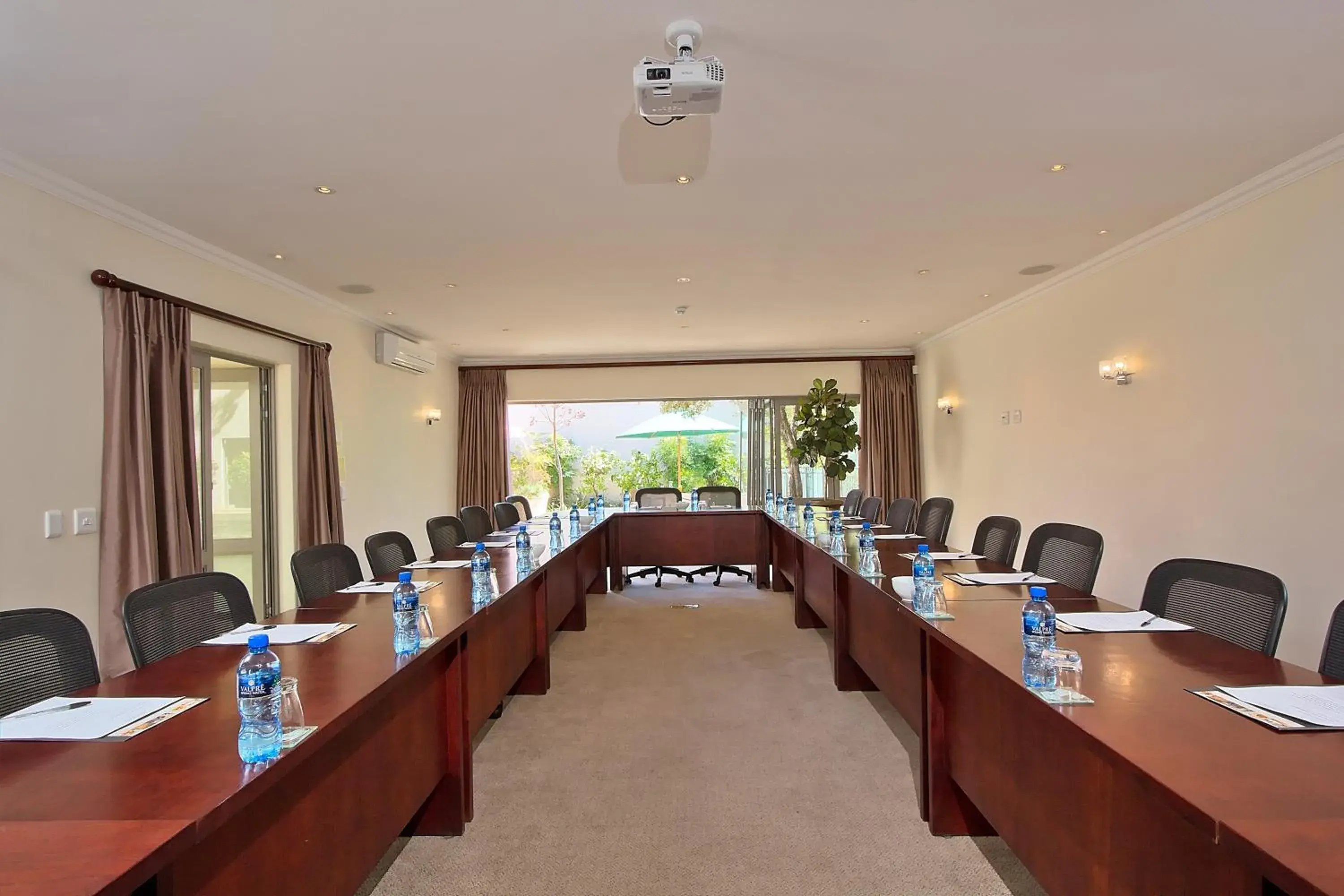 Meeting/conference room, Business Area/Conference Room in The Syrene Boutique Hotel