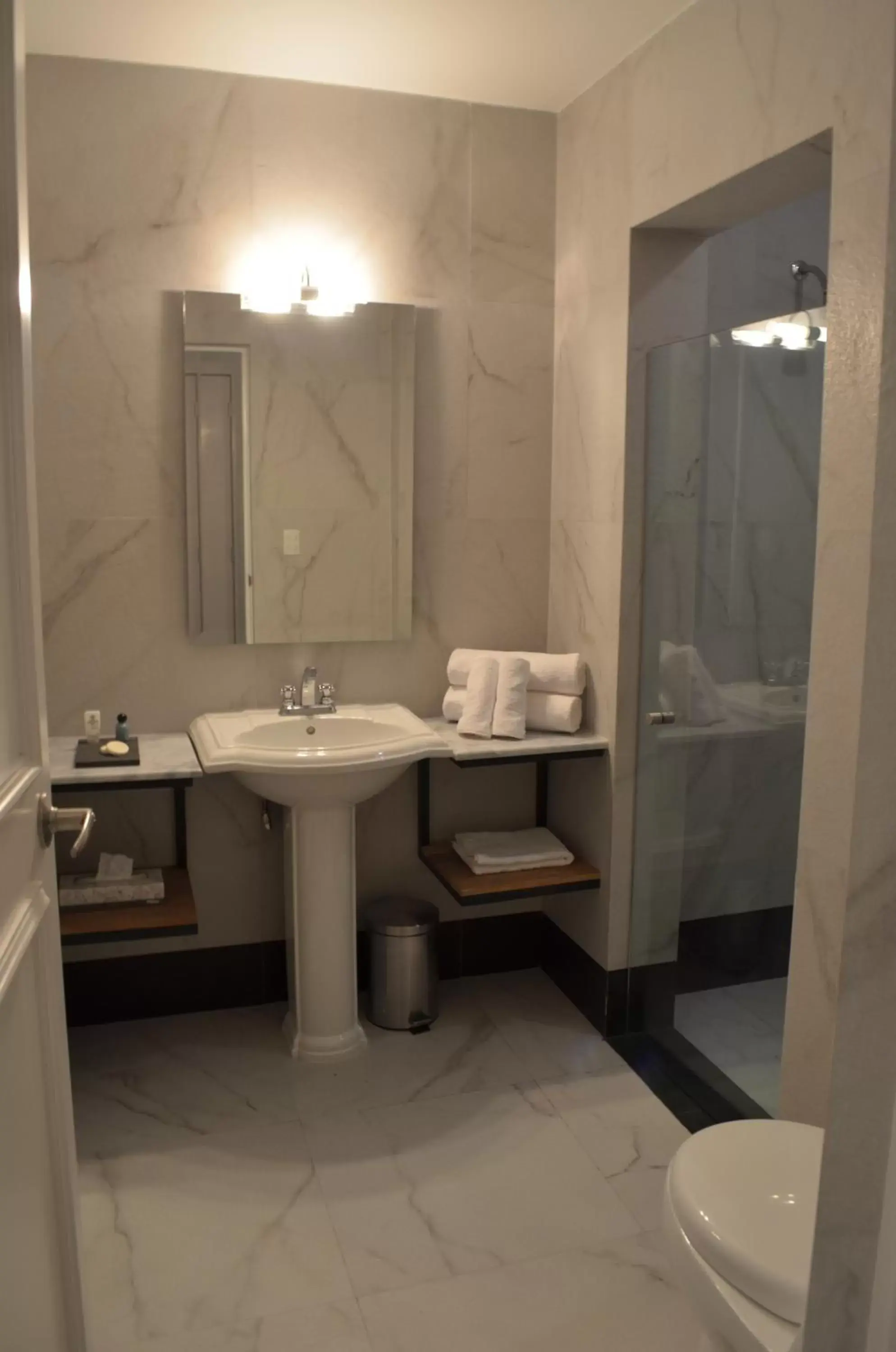 Bathroom in Hotel Plaza Revolución