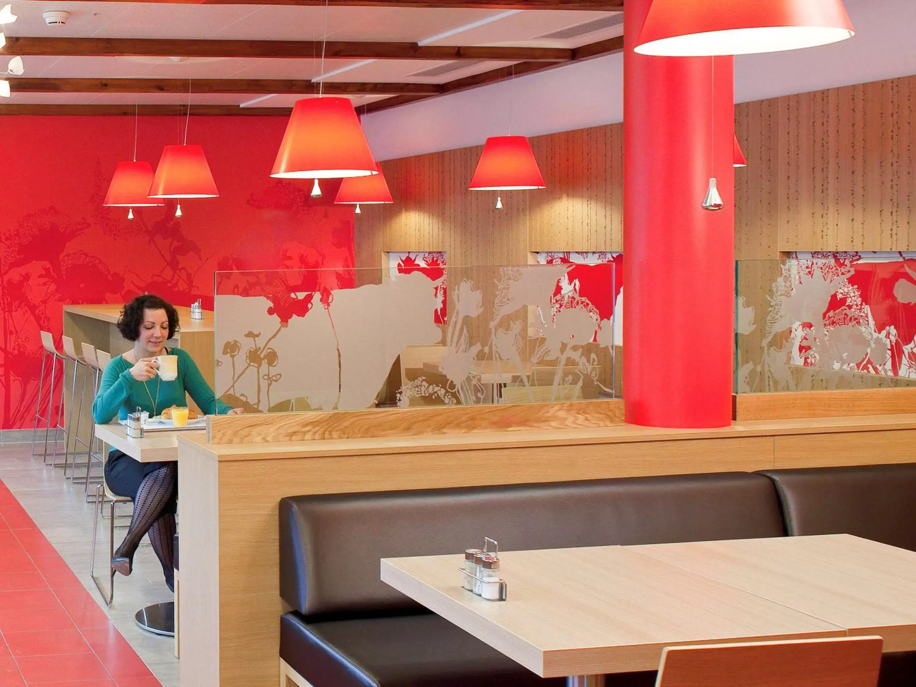 Restaurant/places to eat in ibis Genève Petit Lancy Restaurant/places to eat in ibis Genève Petit Lancy