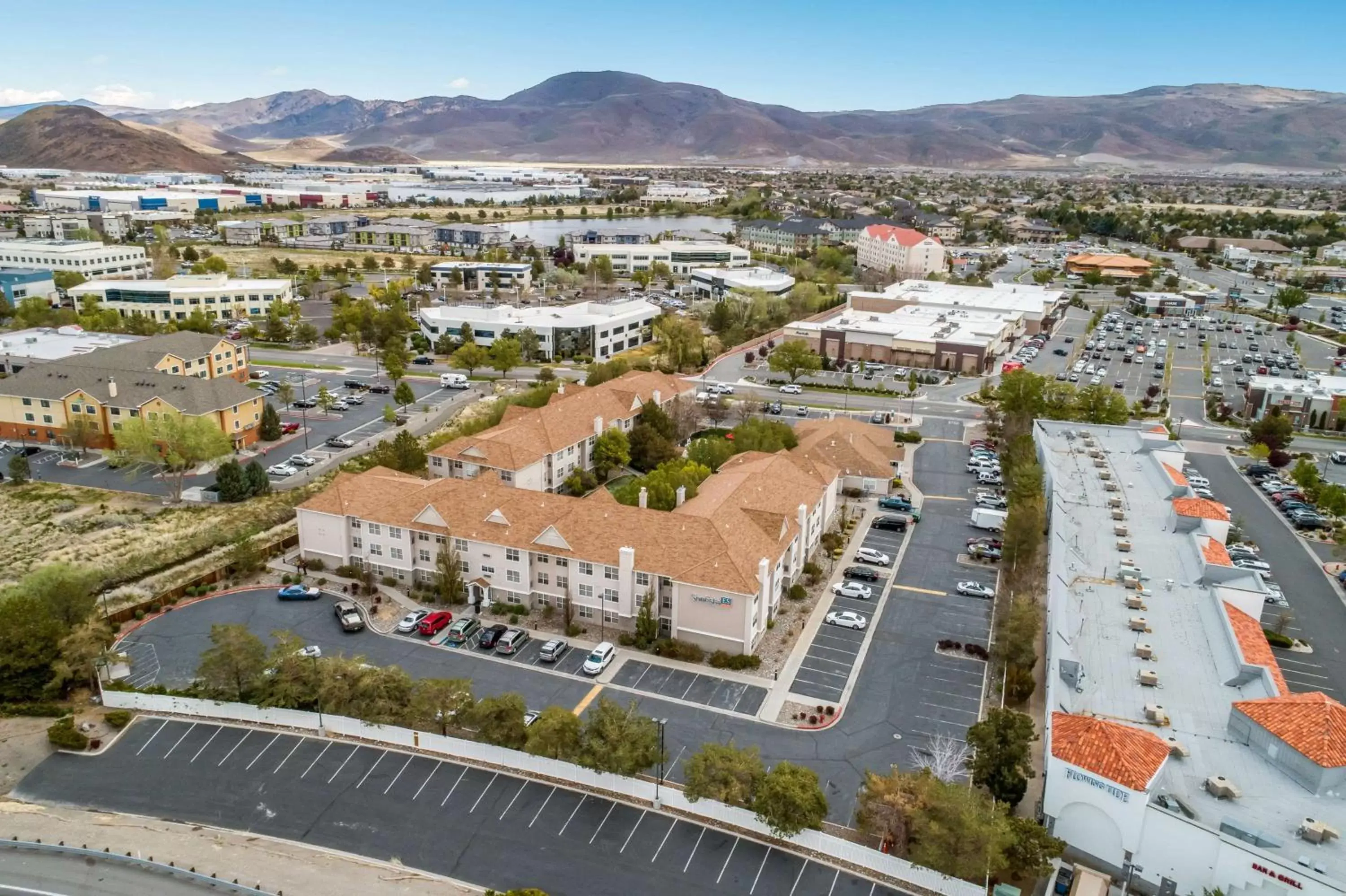 Property building, Bird's-eye View in Sonesta ES Suites Reno