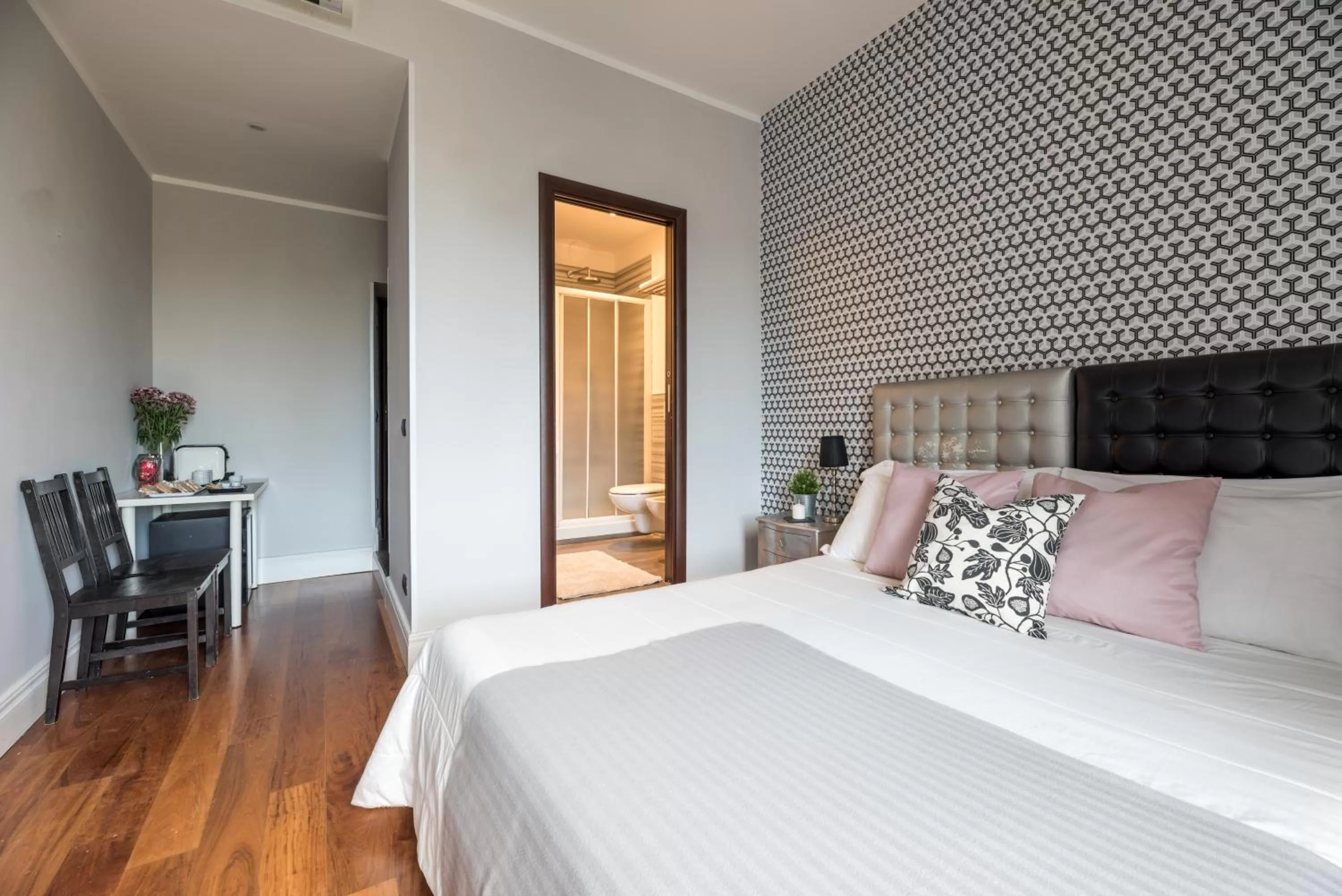 Bed in Suite 36 - NEW OPENING