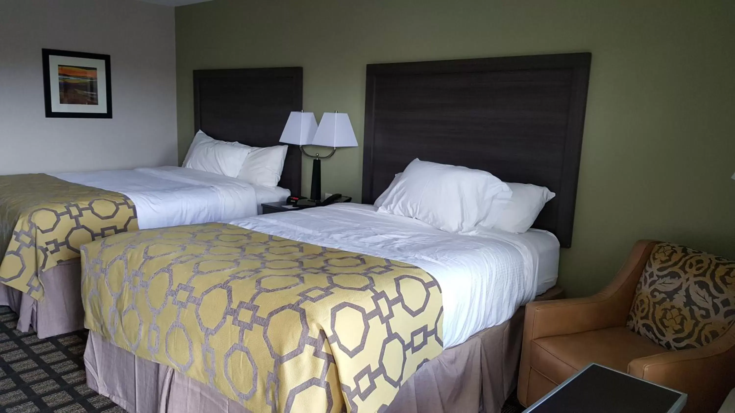Photo of the whole room, Bed in Baymont by Wyndham Clarksville