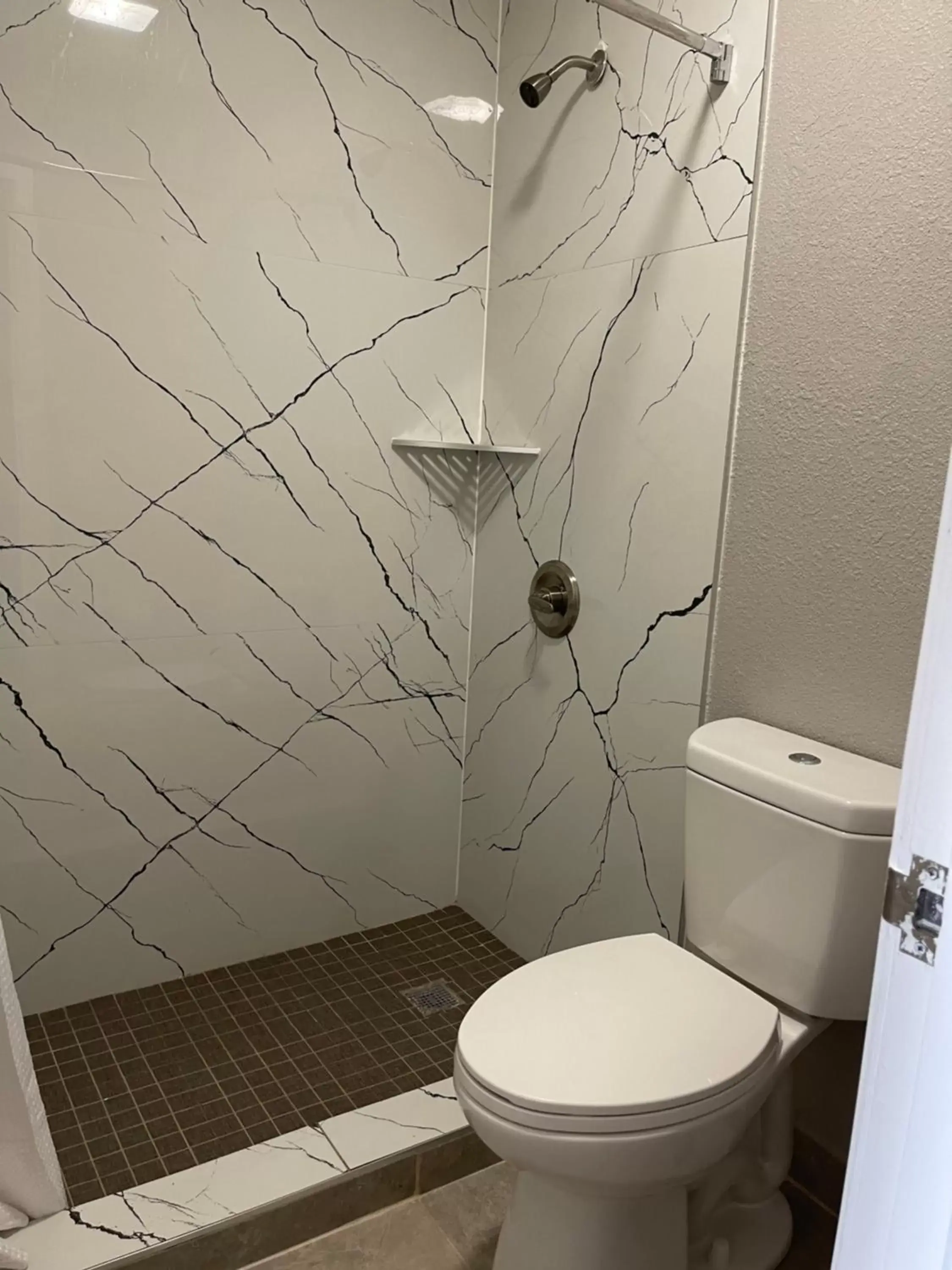 Bathroom in Ridge Motel