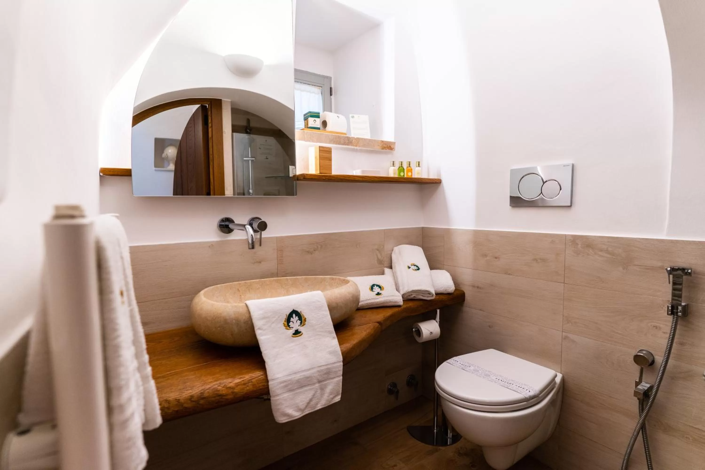 Bathroom in Palazzo Scotto