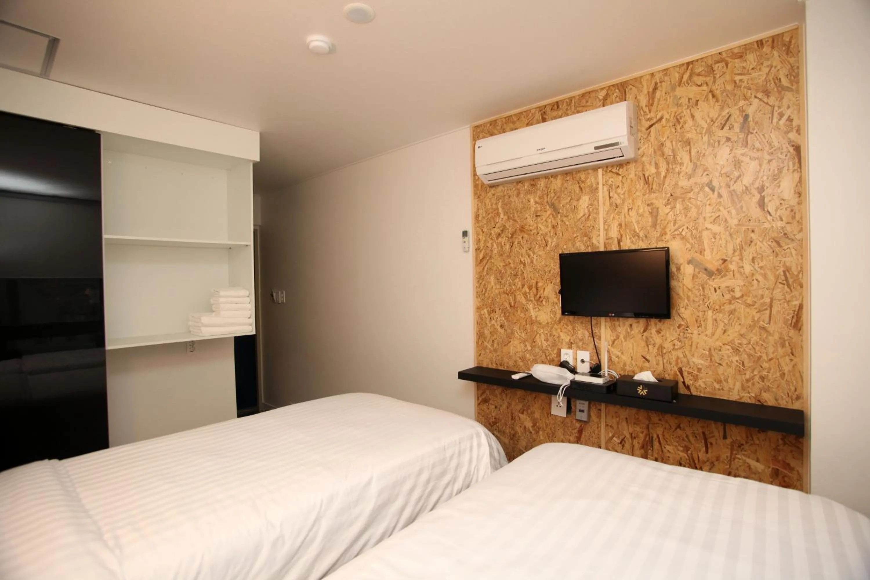 Photo of the whole room, Bed in K Pop Hotel Dongdaemun