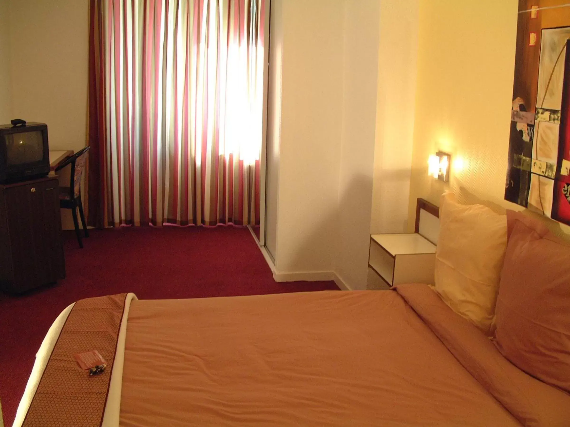 Bed in HOTEL & SPA GASQUET