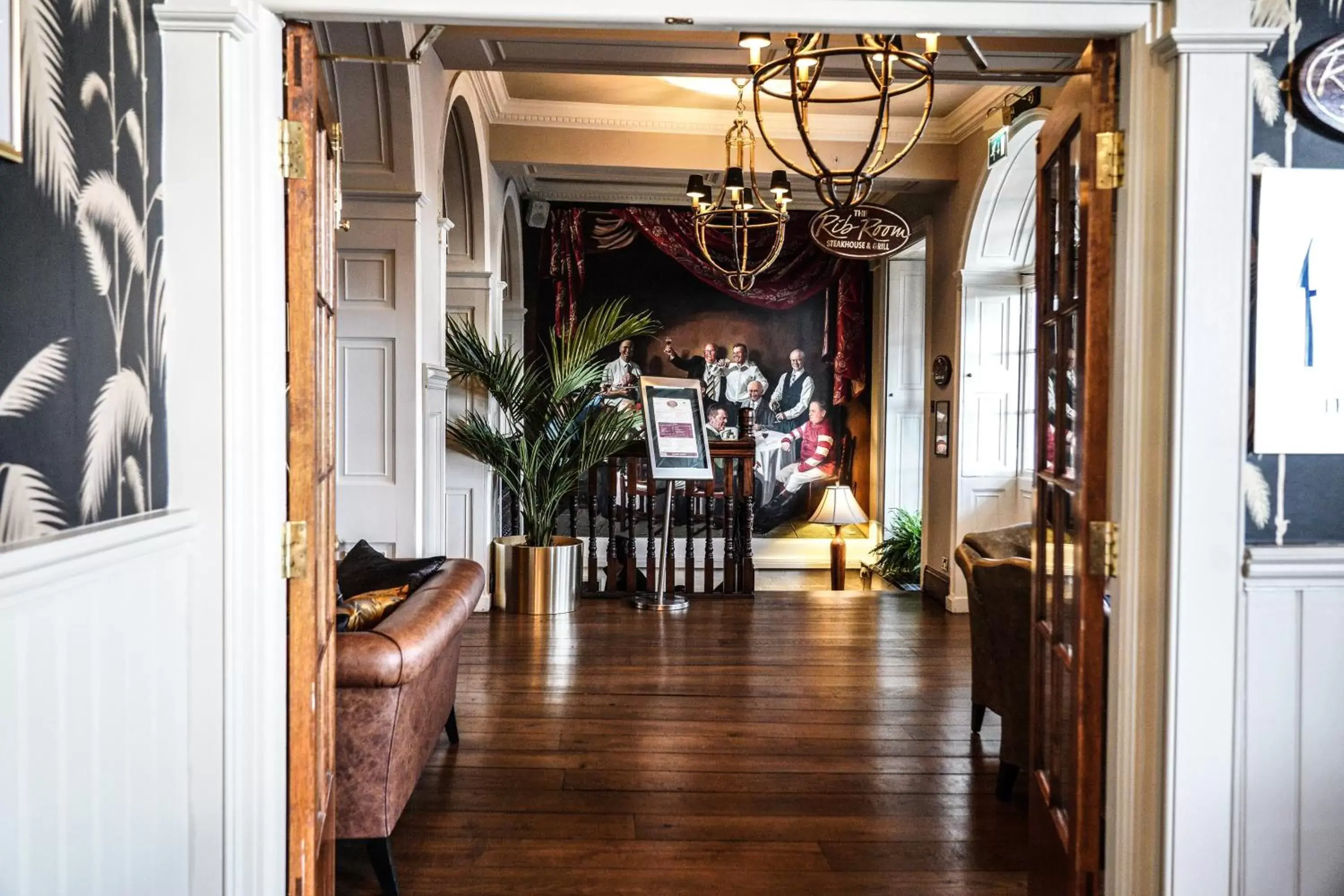 Lounge or bar in Hardwick Hall Hotel