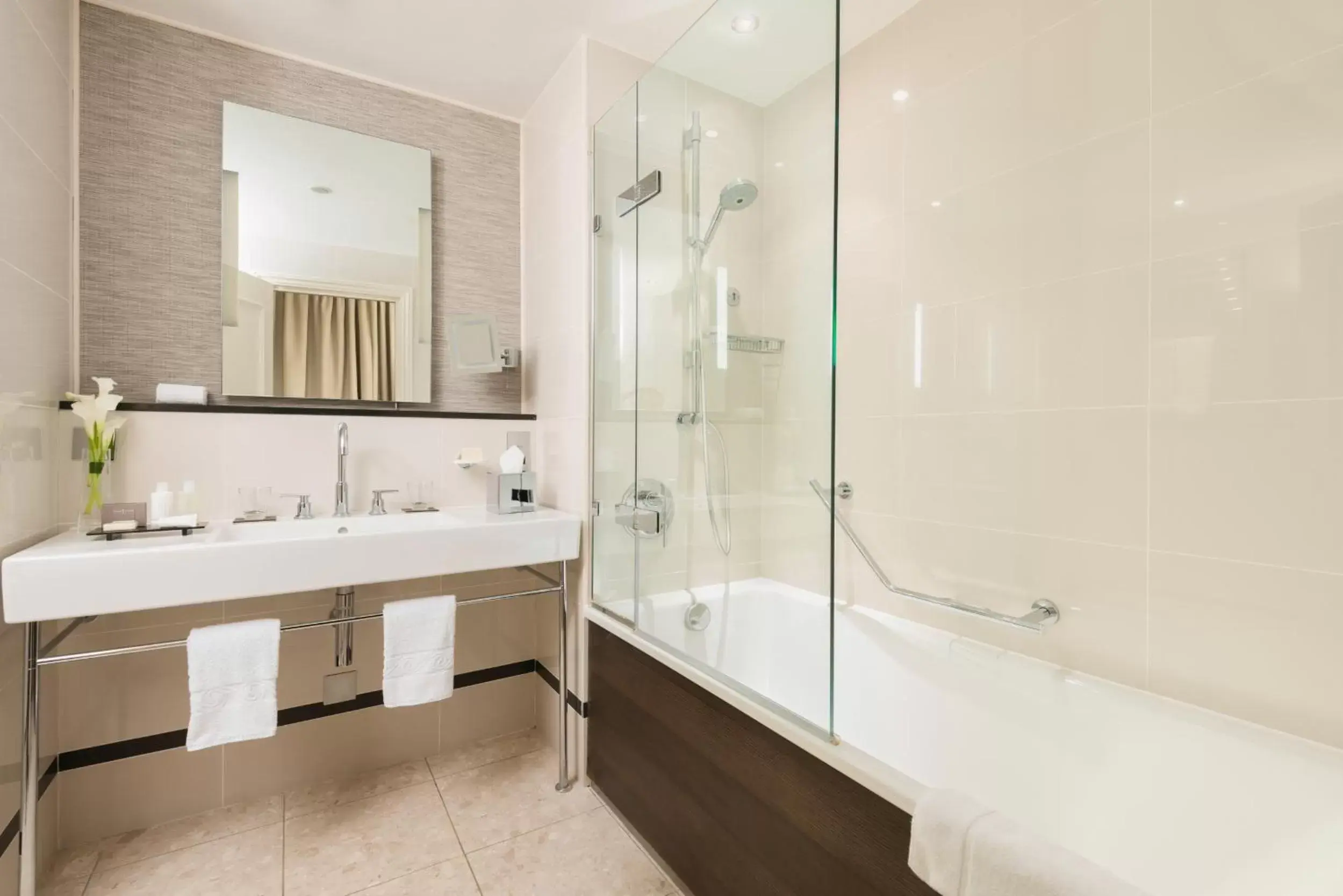 Shower, Bathroom in St. James' Court, A Taj Hotel, London