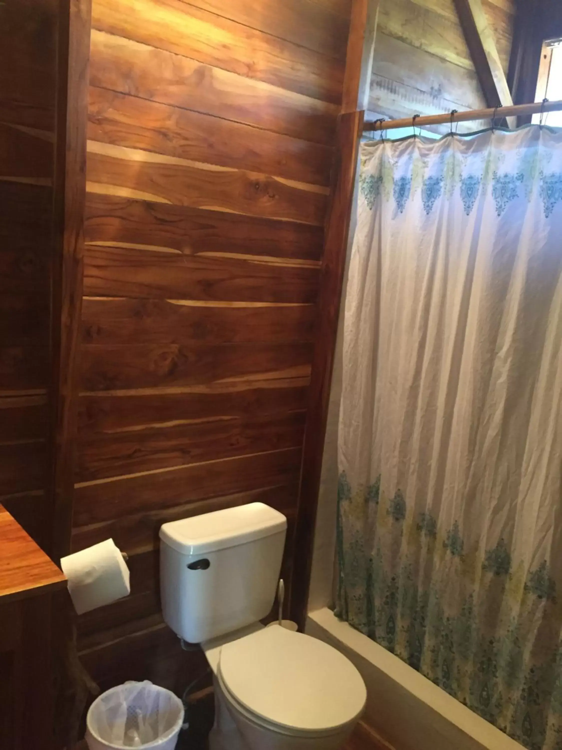 Bathroom in The Beach Bungalows - Digital Nomad Friendly - Adults Only