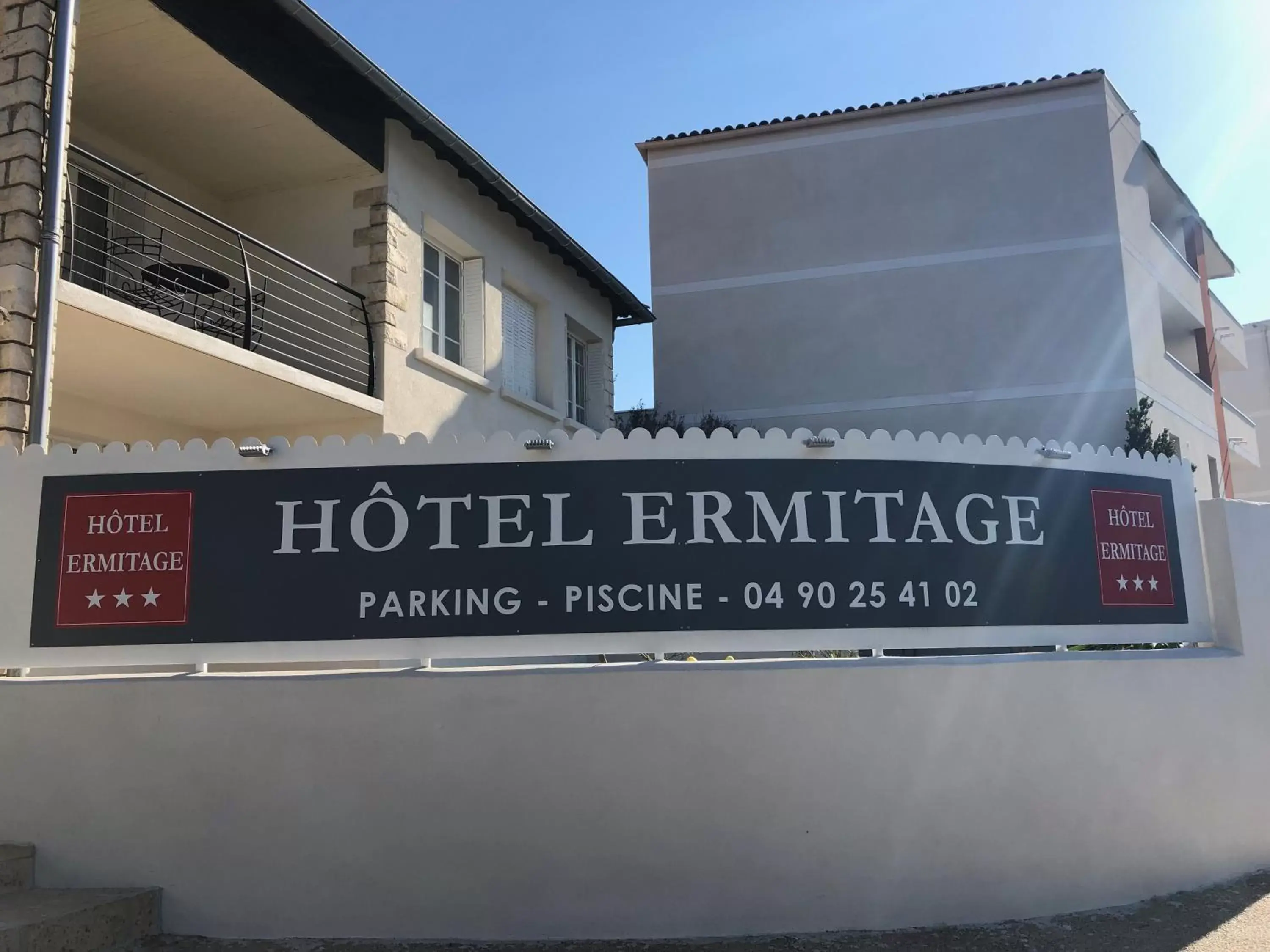 Facade/entrance, Property Building in HOTEL ERMITAGE