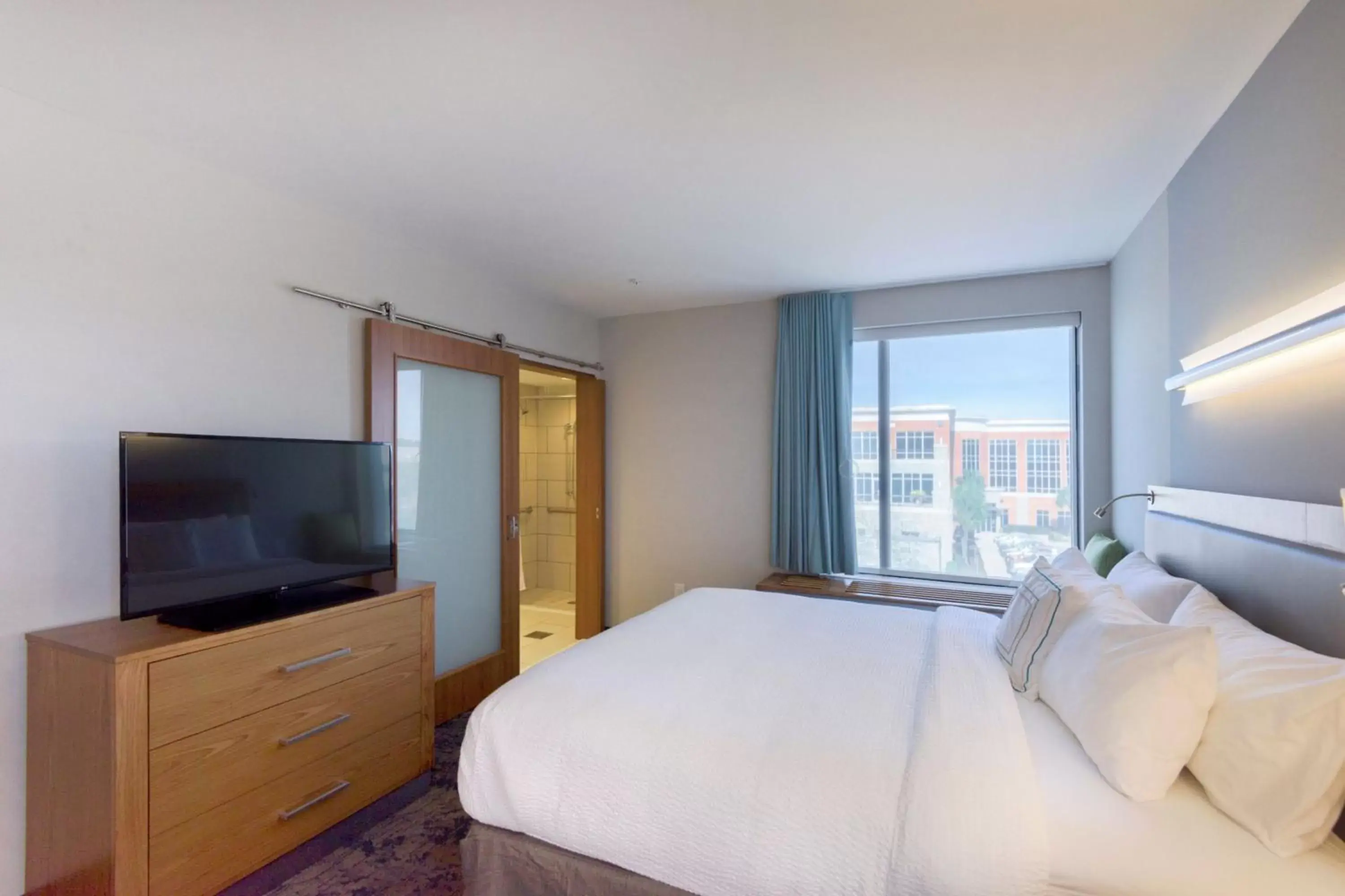 Bedroom, Bed in SpringHill Suites by Marriott Wilmington Mayfaire