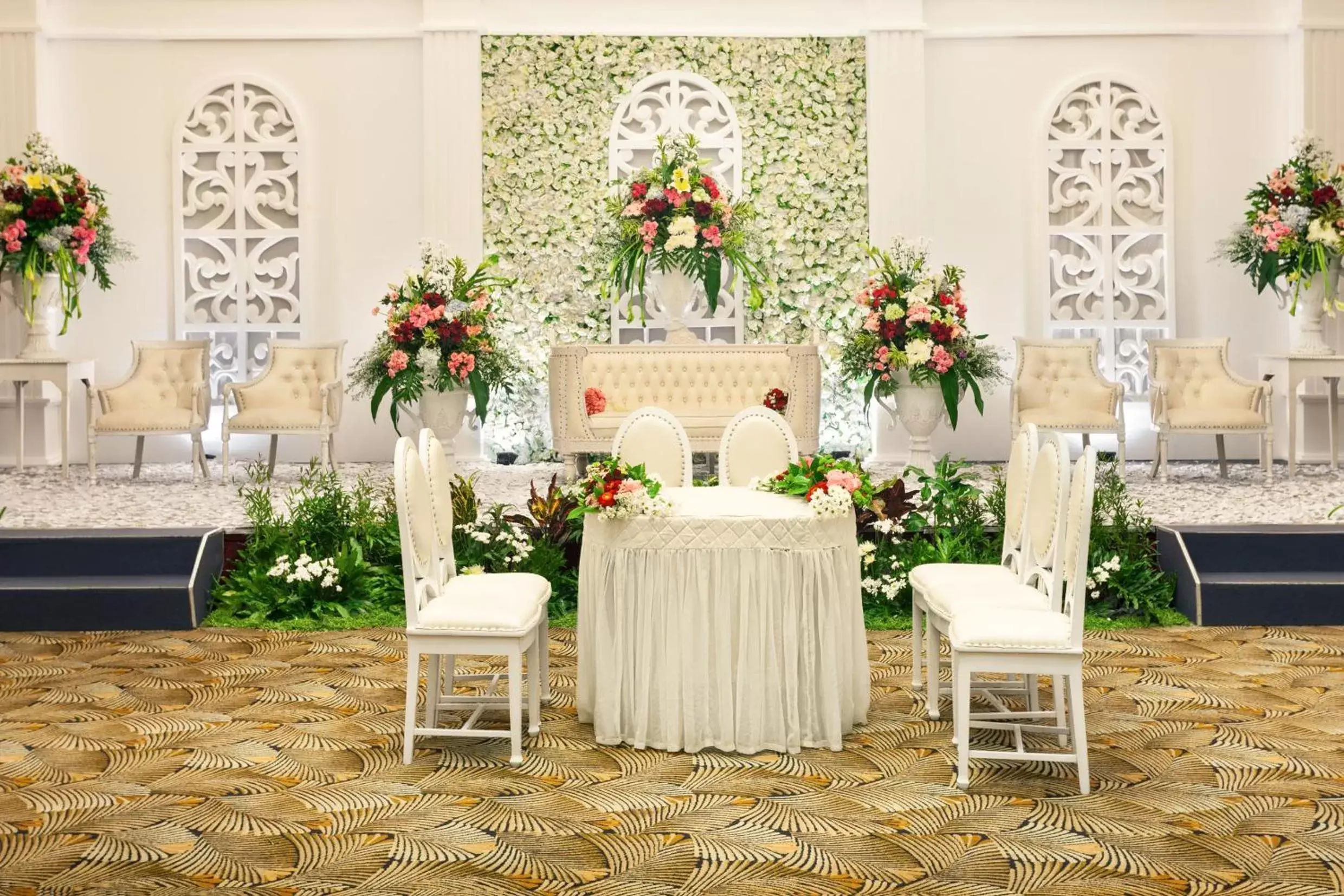 Banquet/Function facilities, Banquet Facilities in Novotel Semarang - GeNose Ready, CHSE Certified