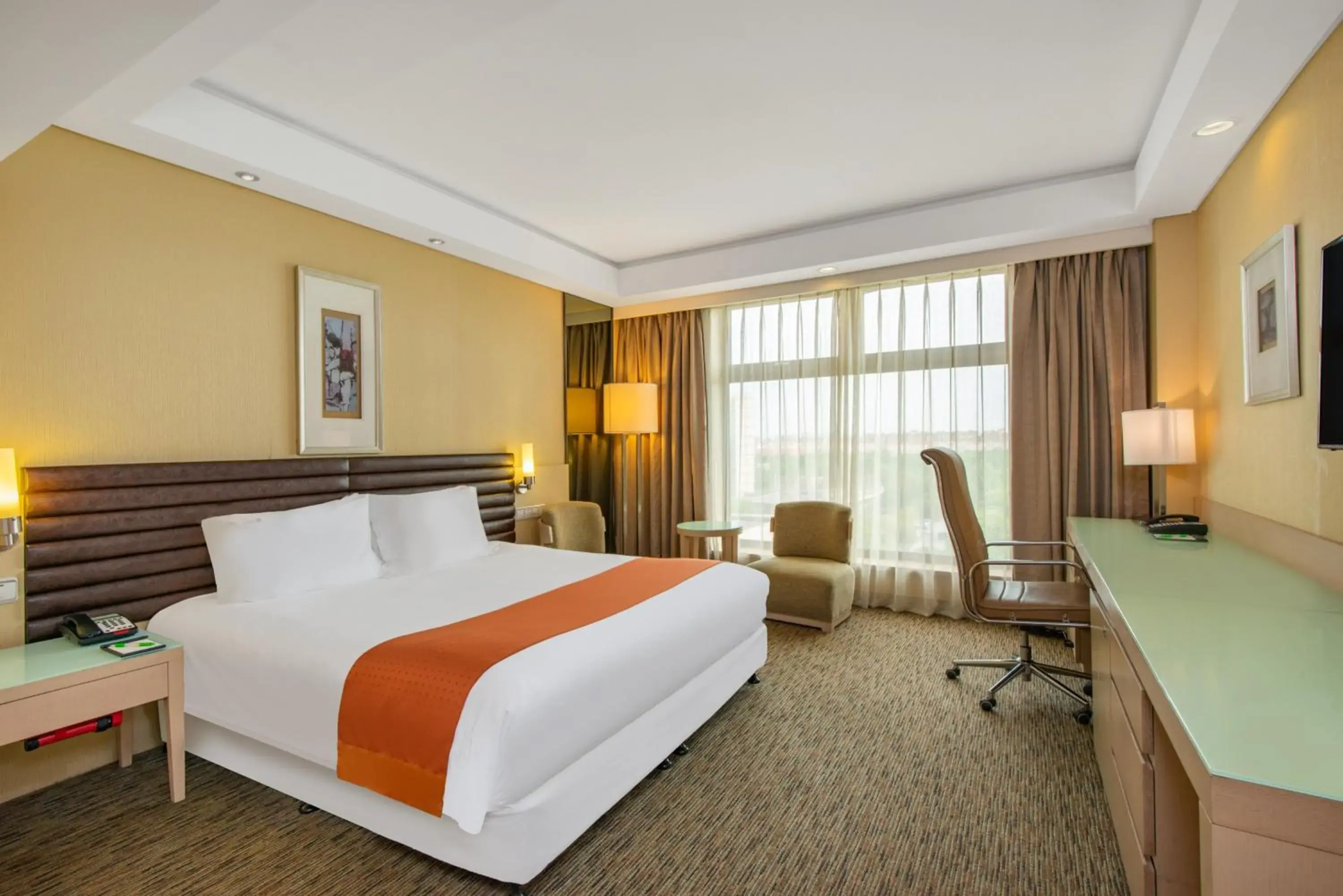 Photo of the whole room in Qingdao Parkview Holiday Hotel