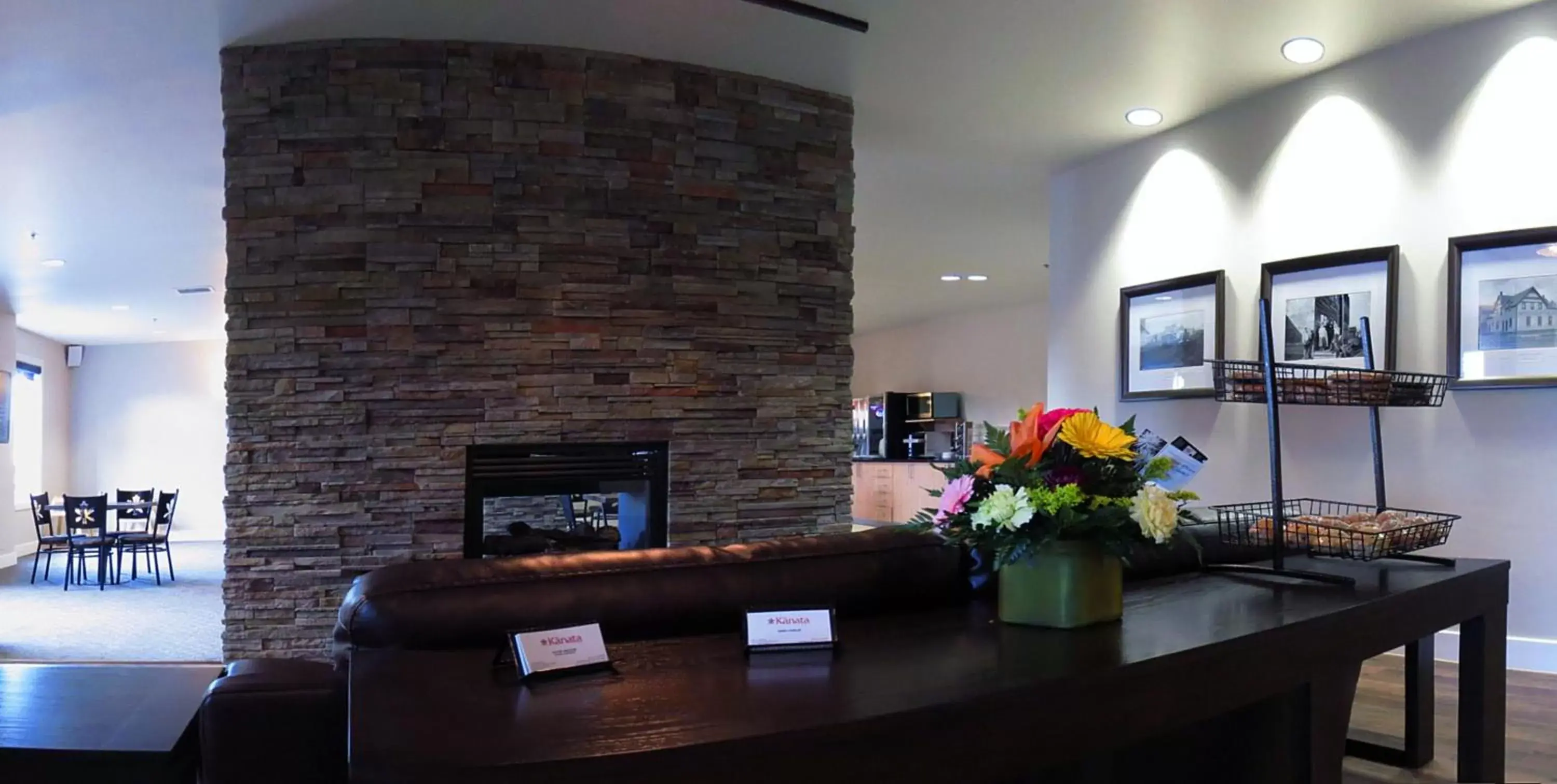 Lobby or reception, Lobby/Reception in Kanata Whitecourt