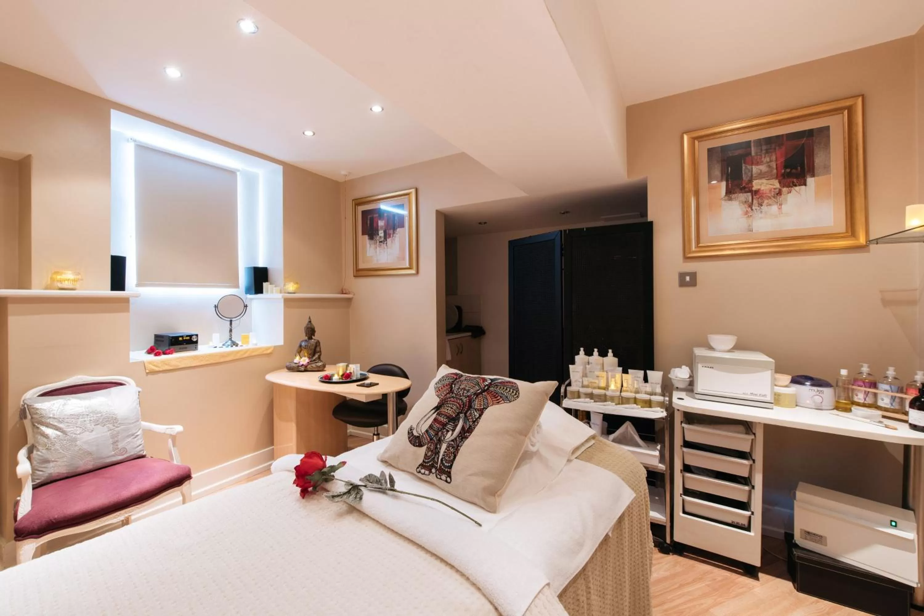 Activities, Bed in The Palace Hotel