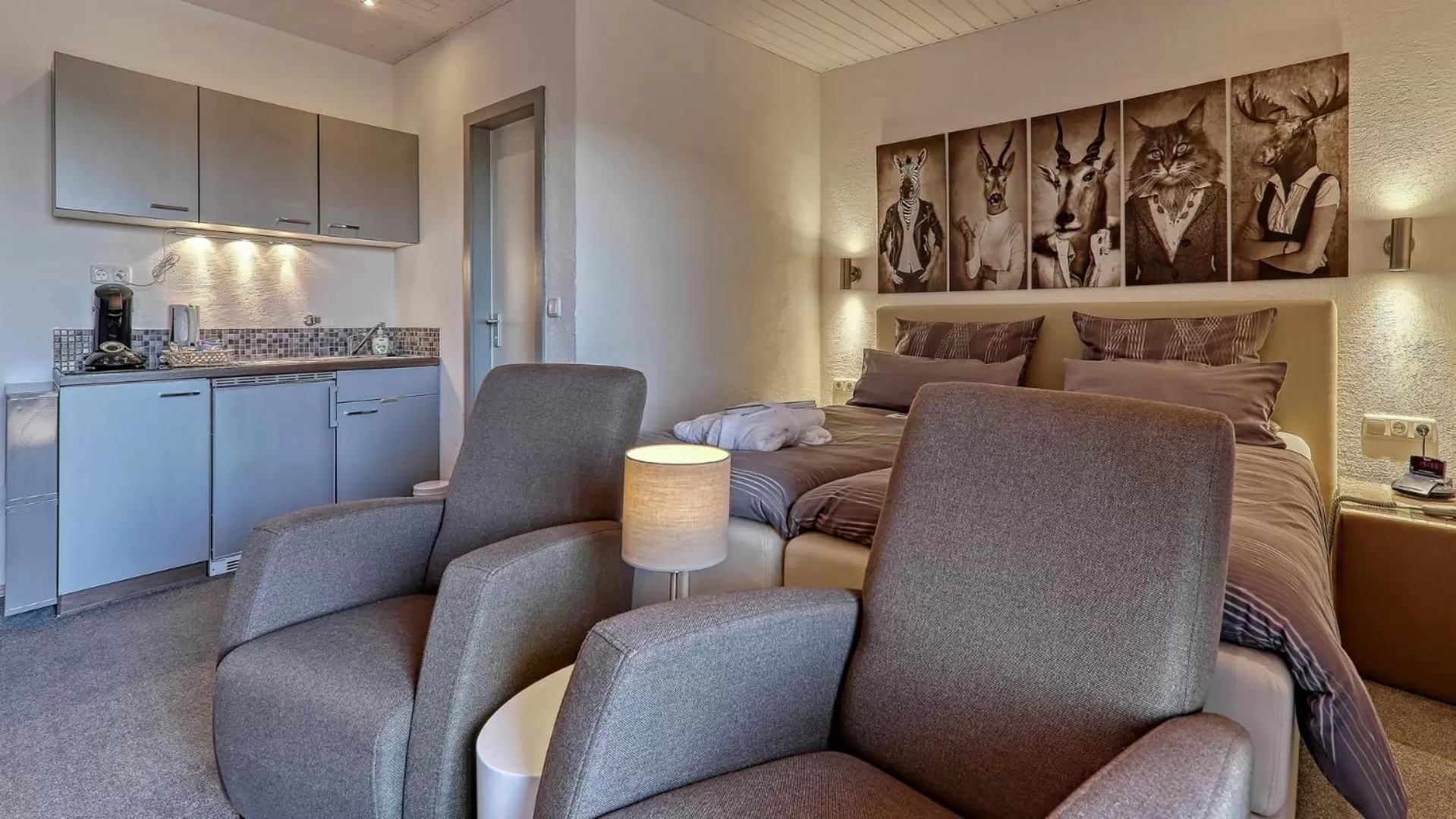 Kitchen or kitchenette in Suit' & Frühstück Zum Latschen - Adults Only