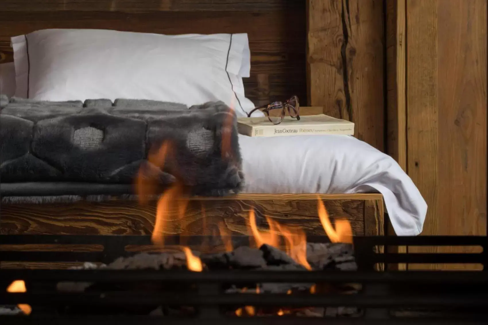 Bedroom in Hostellerie du Pas de l'Ours "Relais et Châteaux"