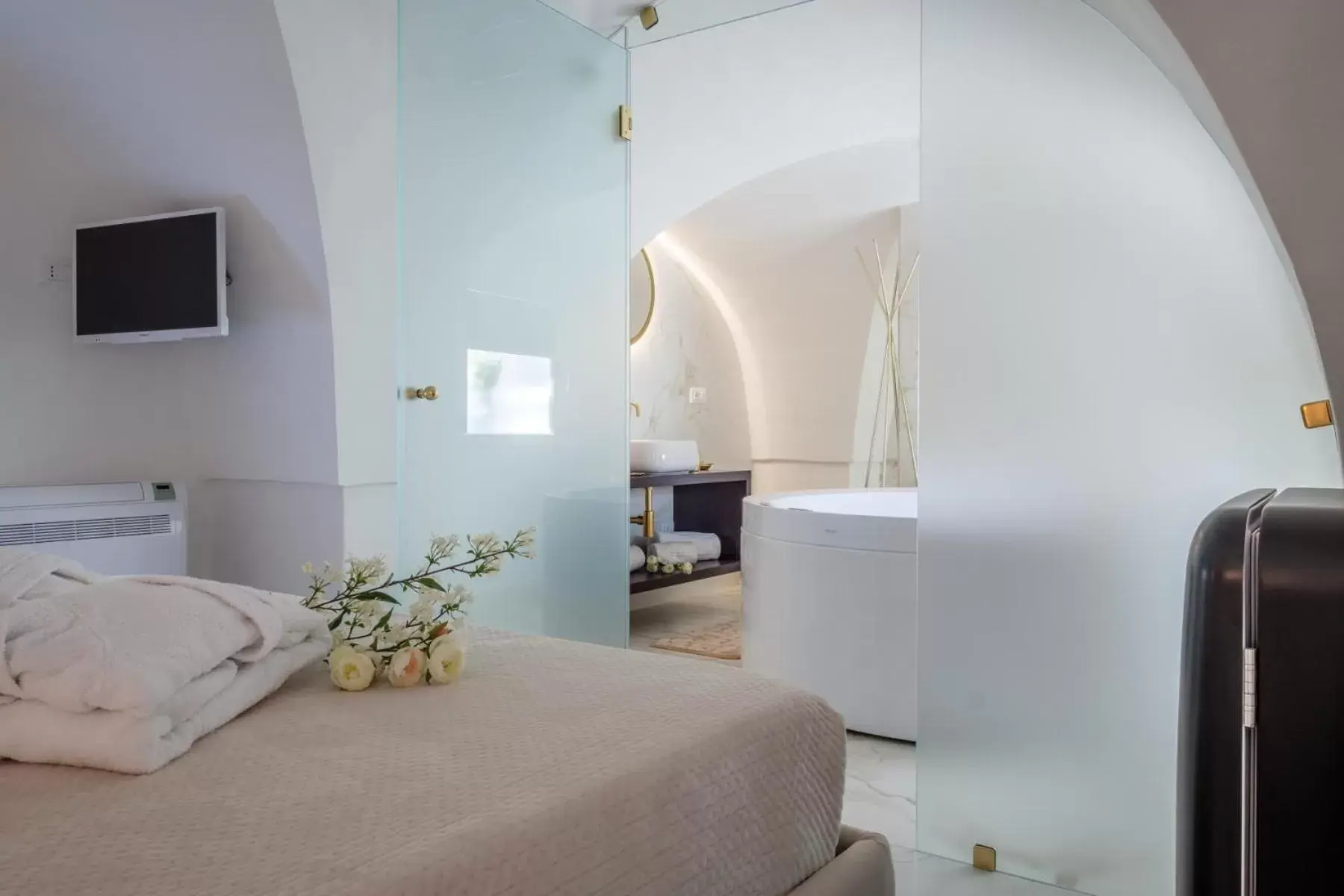 Bed in La Bella Ostuni Suites