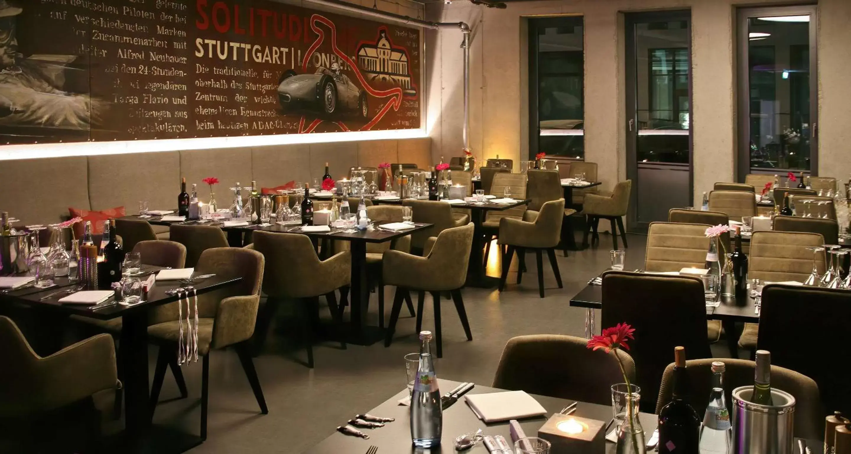 Restaurant/Places to Eat in V8 HOTEL Motorworld Region Stuttgart