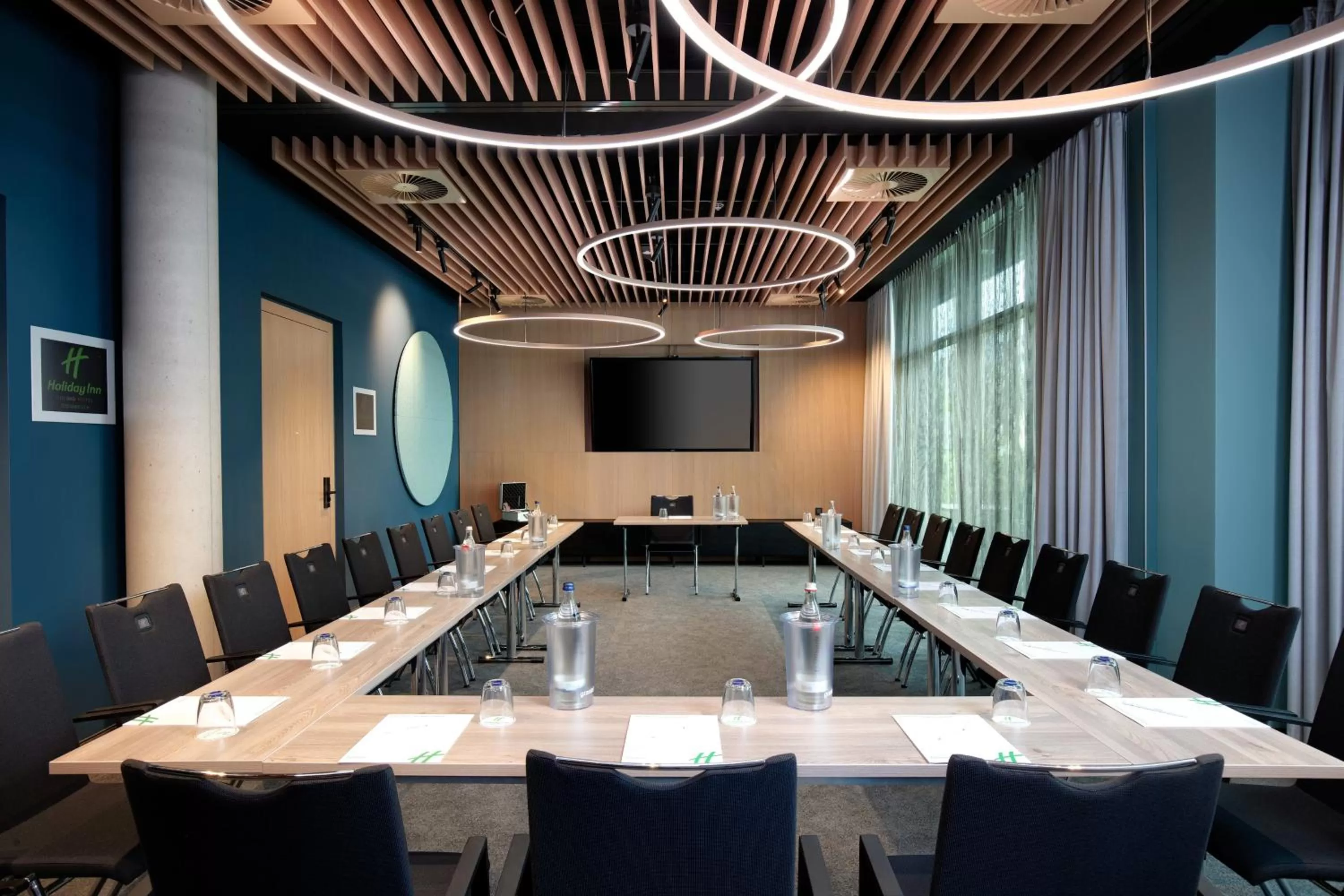 Meeting/conference room in Holiday Inn - Osnabrück by IHG