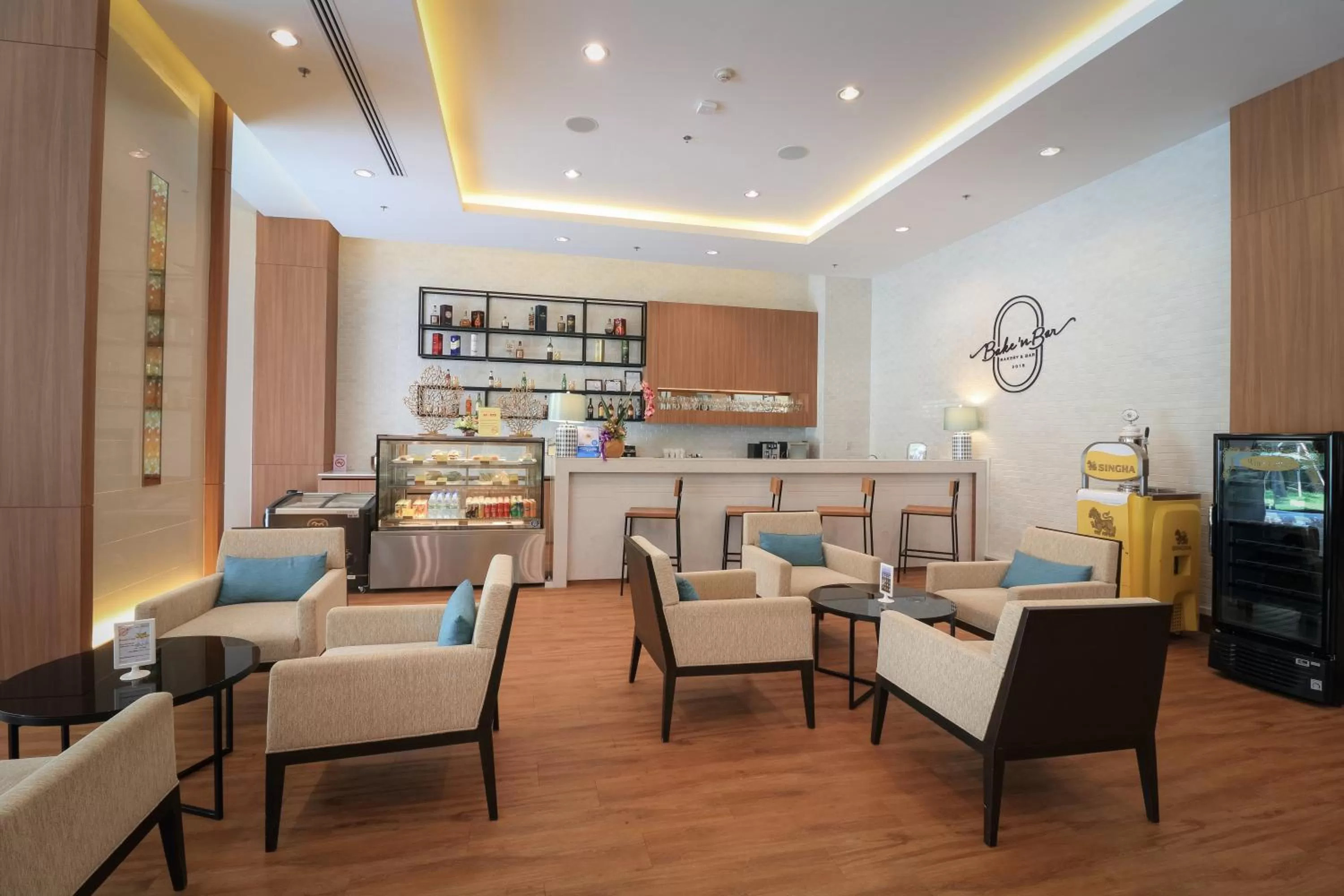 Coffee/tea facilities in Grand Fortune Hotel Nakhon Si Thammarat