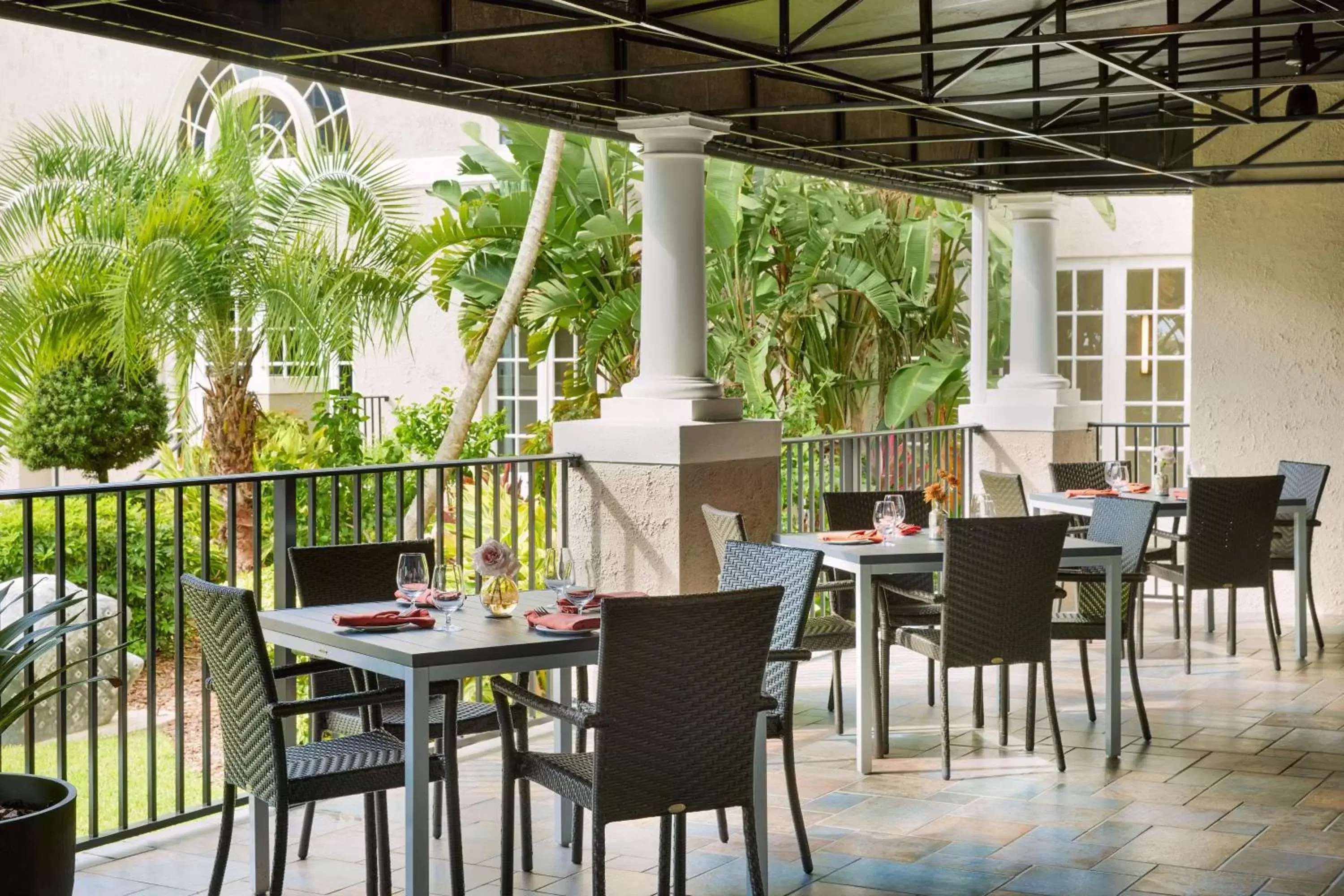 Patio, Restaurant/Places to Eat in The Terrace Hotel Lakeland, Tapestry Collection by Hilton