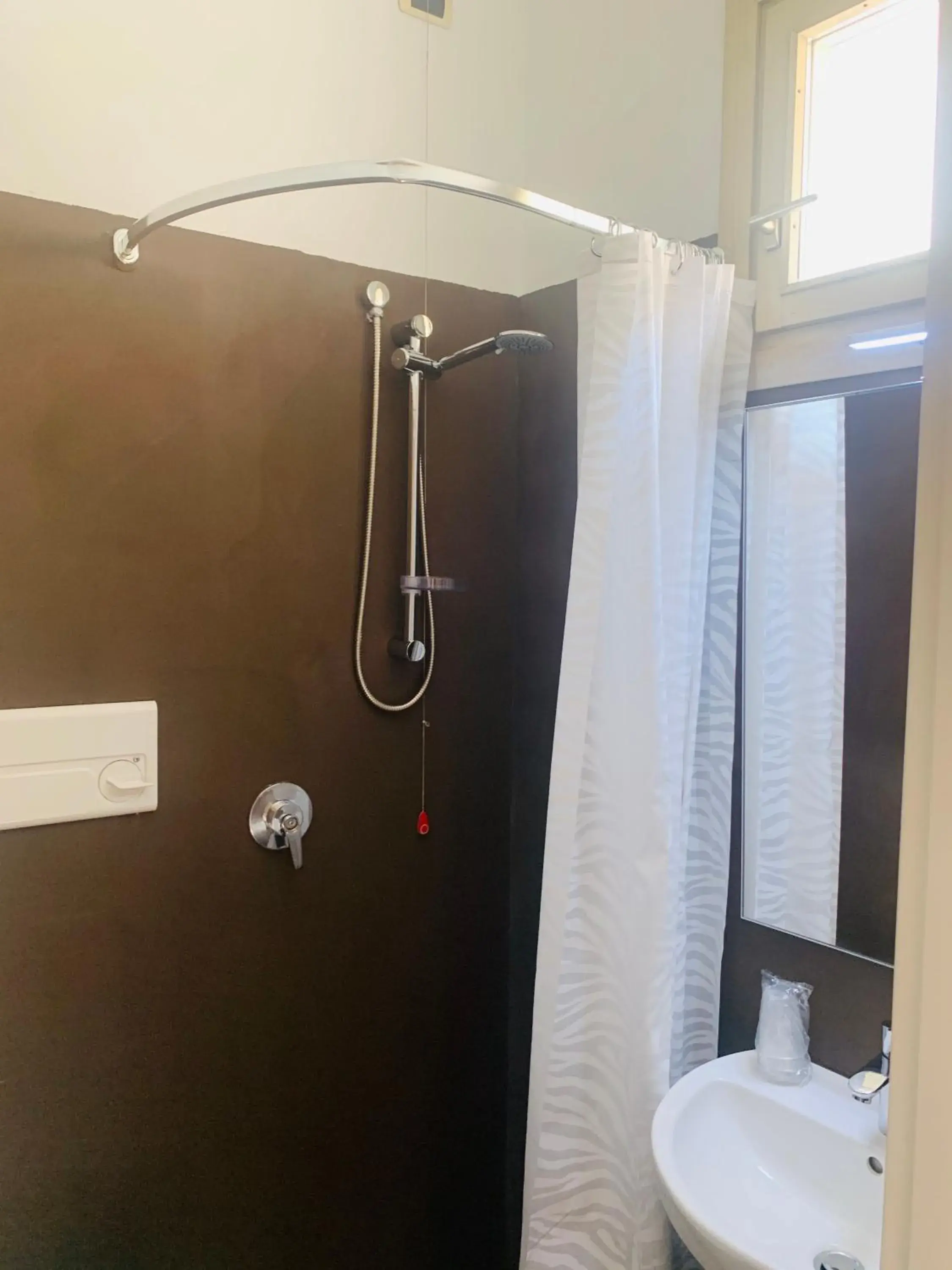 Shower, Bathroom in Hotel Conca D'Oro ***S