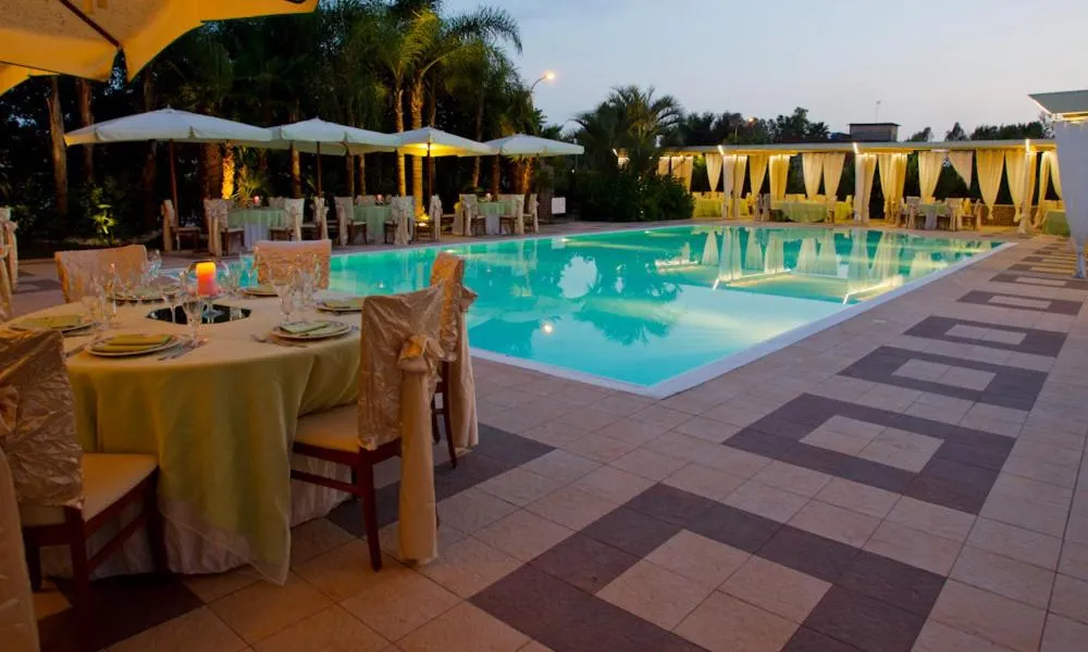 Swimming pool in Hotel Ares