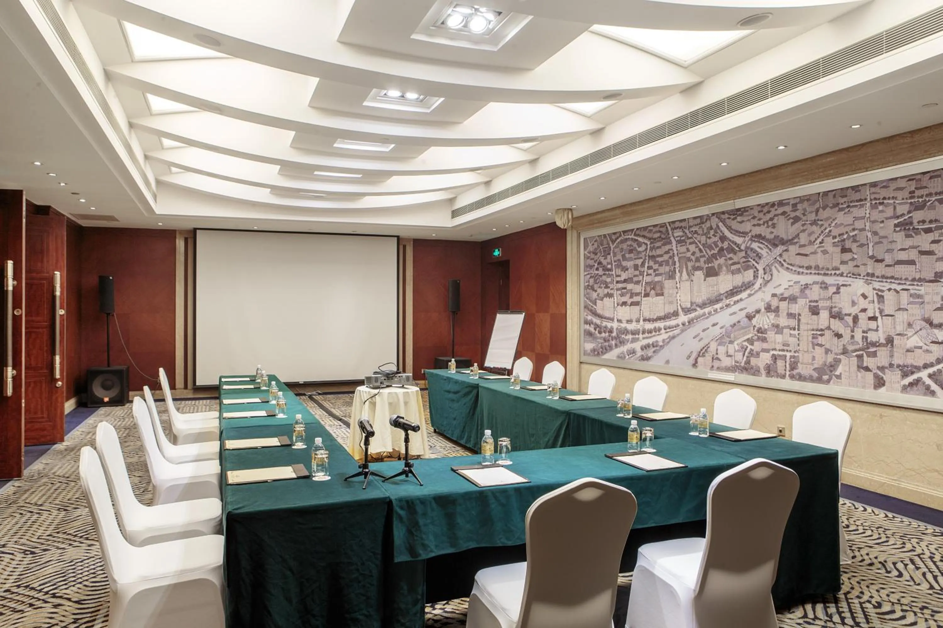 Meeting/conference room in Hong Qiao State Guest House