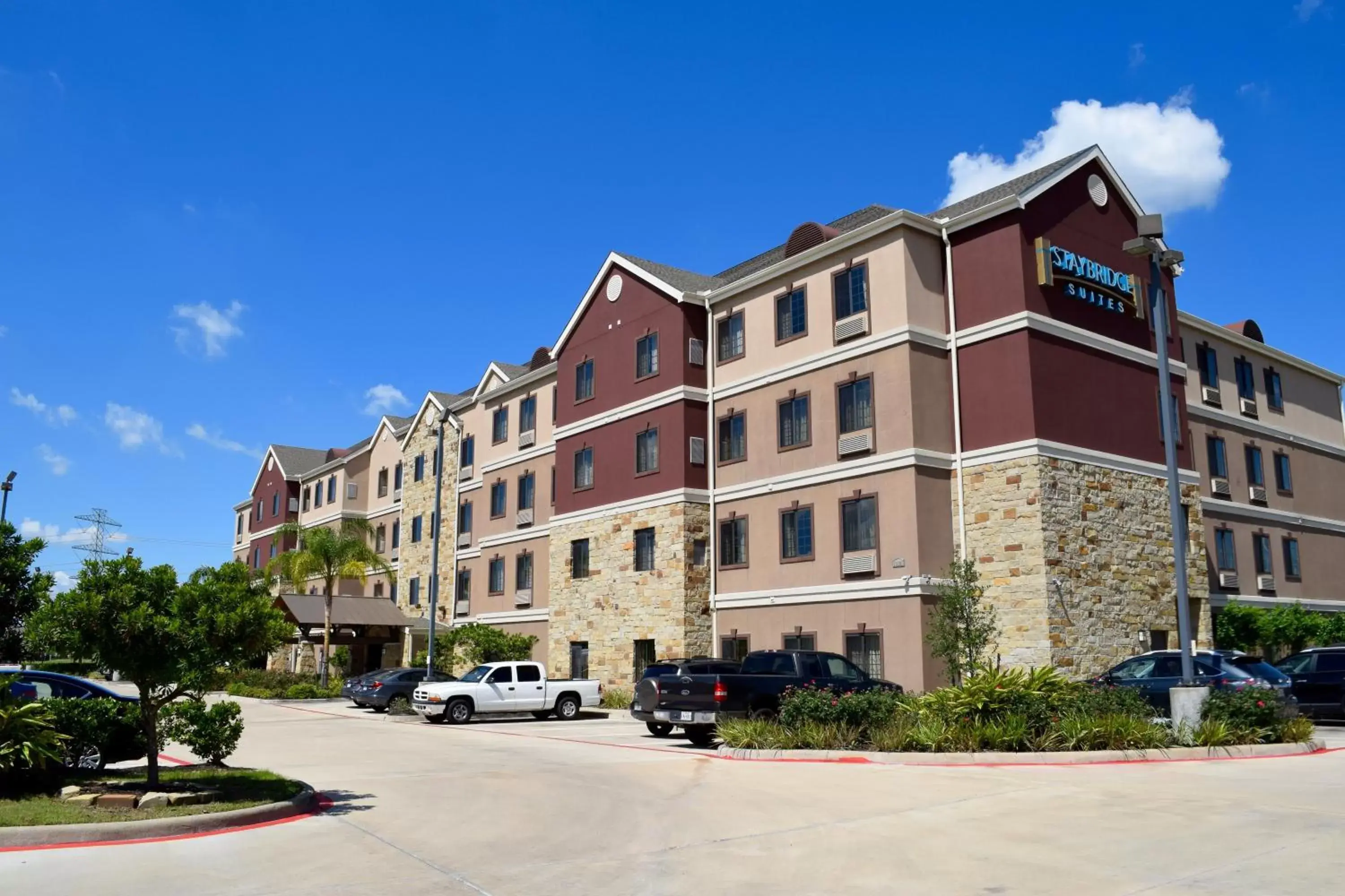 Property Building in Staybridge Suites Houston Stafford - Sugar Land, an IHG Hotel