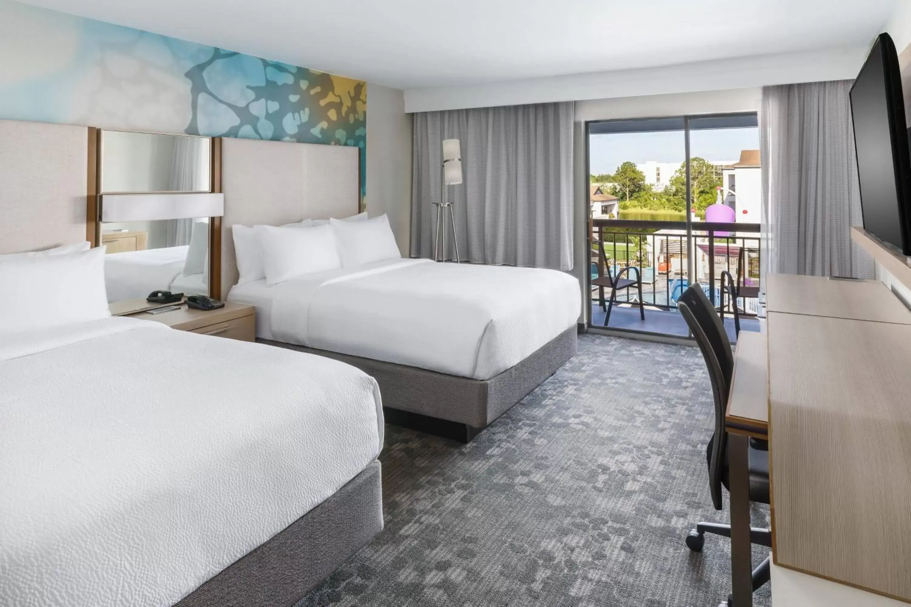 Photo of the whole room, Bed in Courtyard by Marriott Orlando Lake Buena Vista at Vista Centre