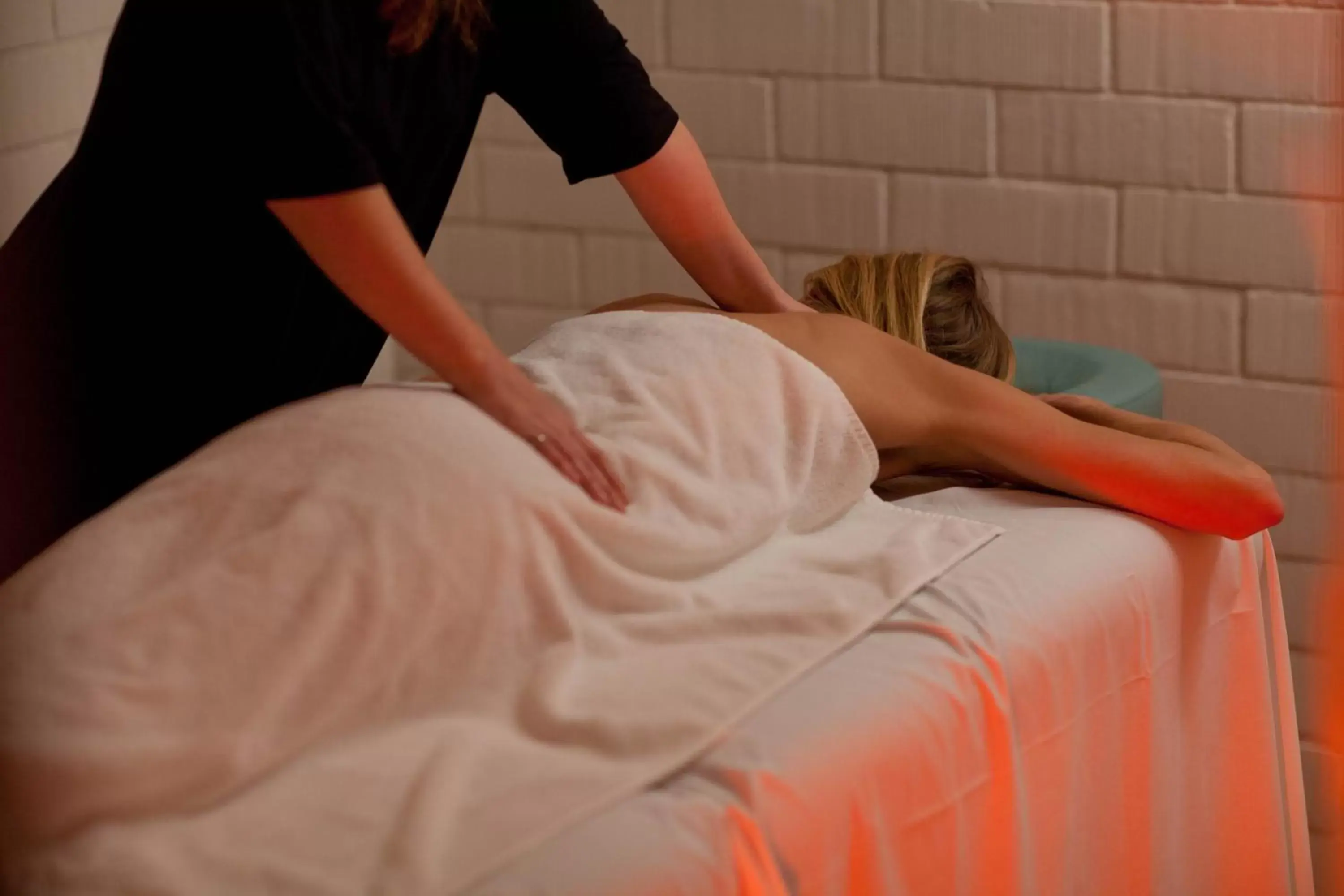 Massage in Hotel Brummell