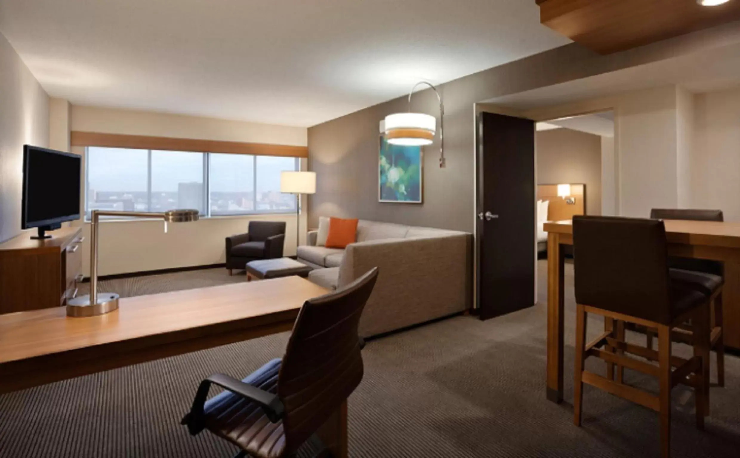 Living room, Dining Area in Hyatt Place Minneapolis/Downtown