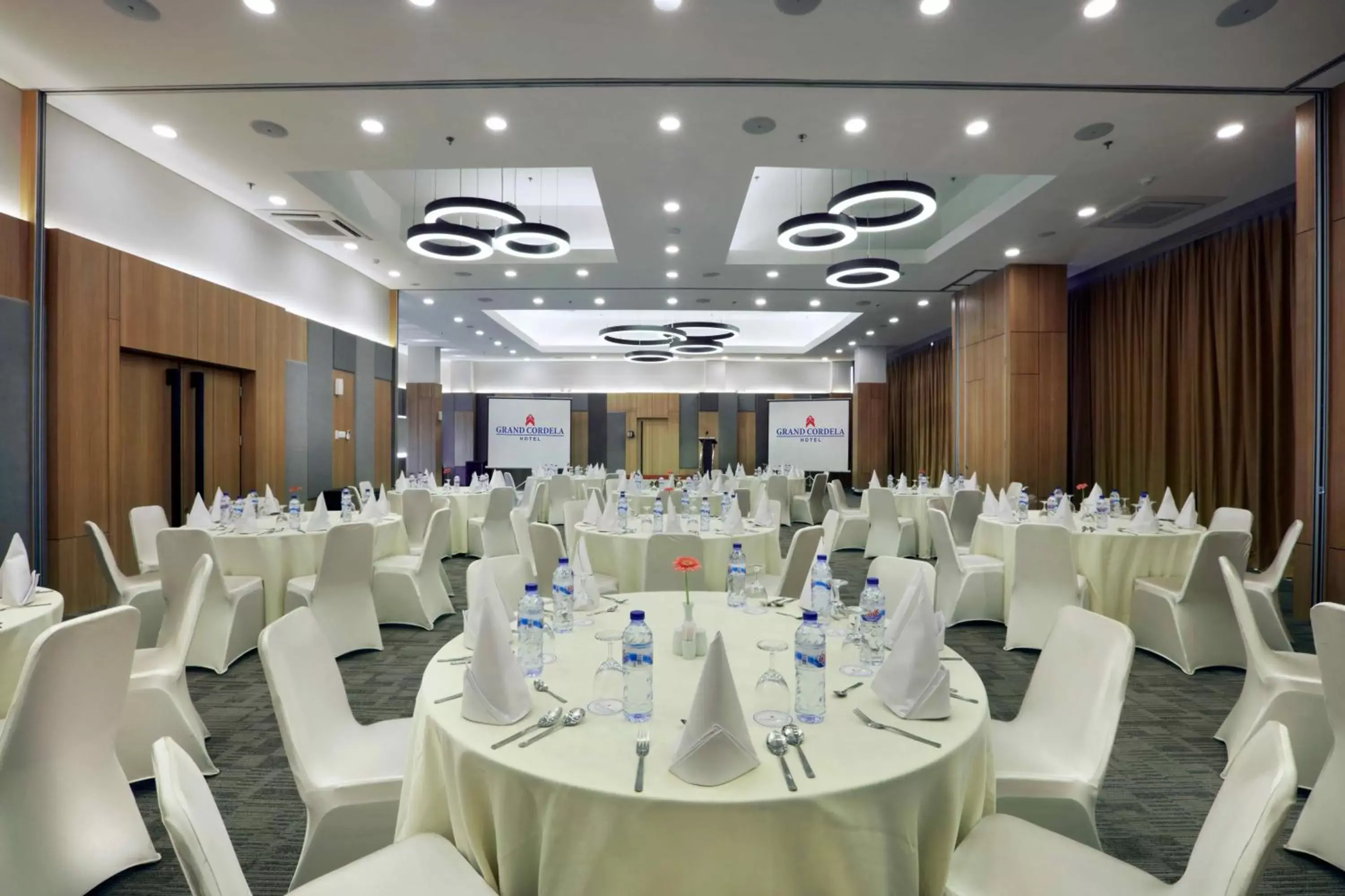 Banquet/Function facilities, Banquet Facilities in Grand Cordela Hotel Bandung