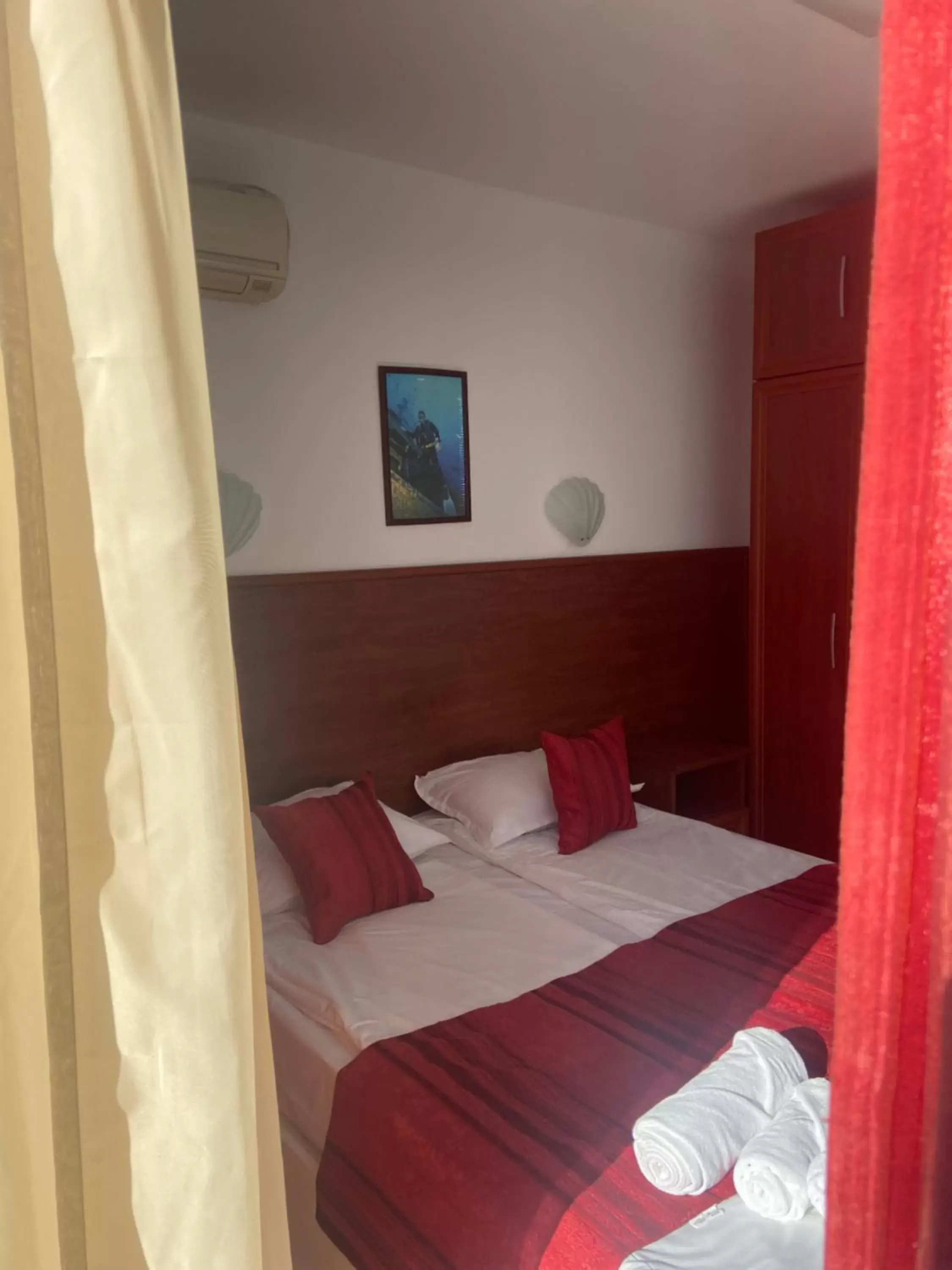 Studio with Balcony in Ribarska Sreshta Family Hotel Studio with Balcony in Ribarska Sreshta Family Hotel