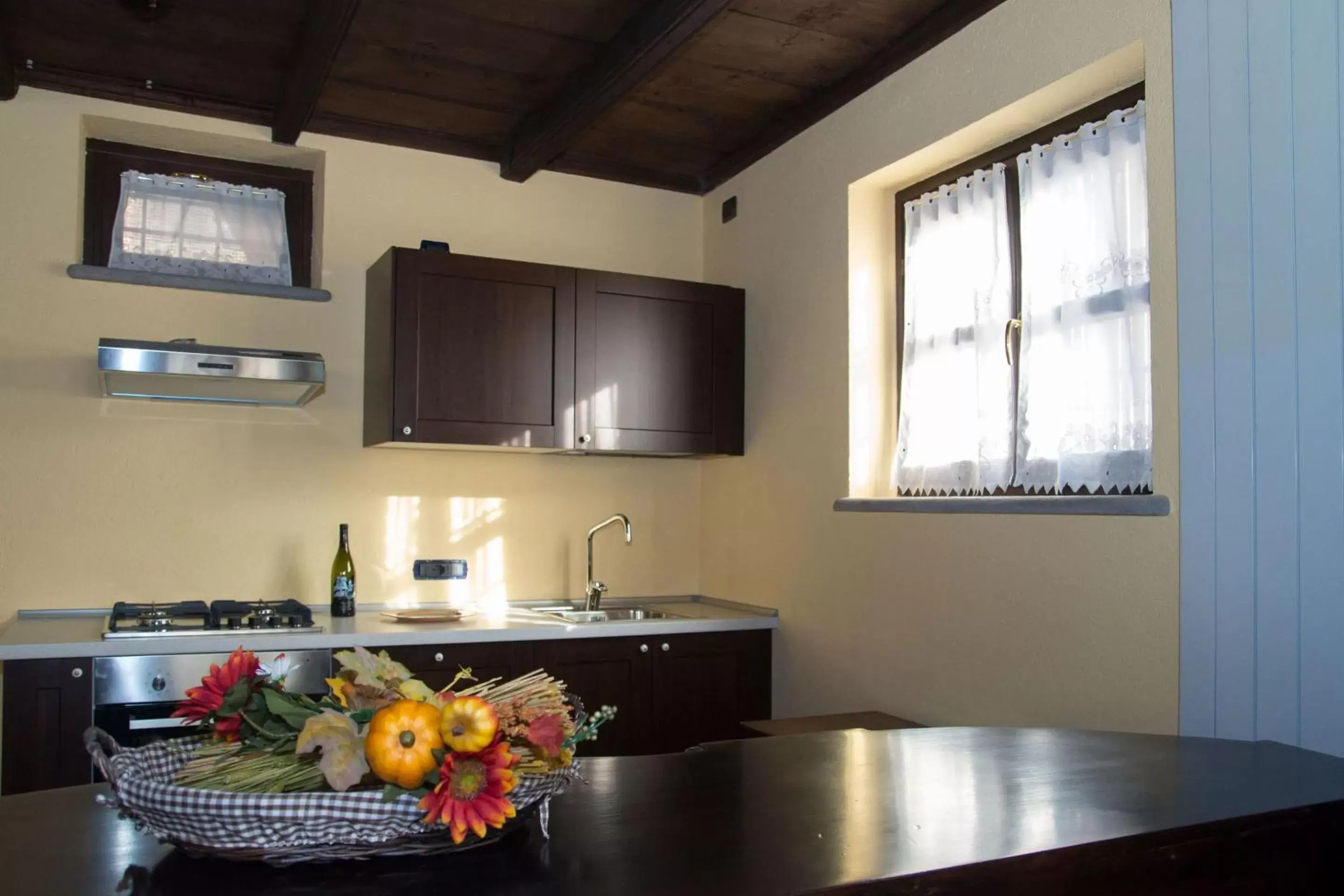 Kitchen or kitchenette, TV/Entertainment Center in Casa Del Grande Vecchio