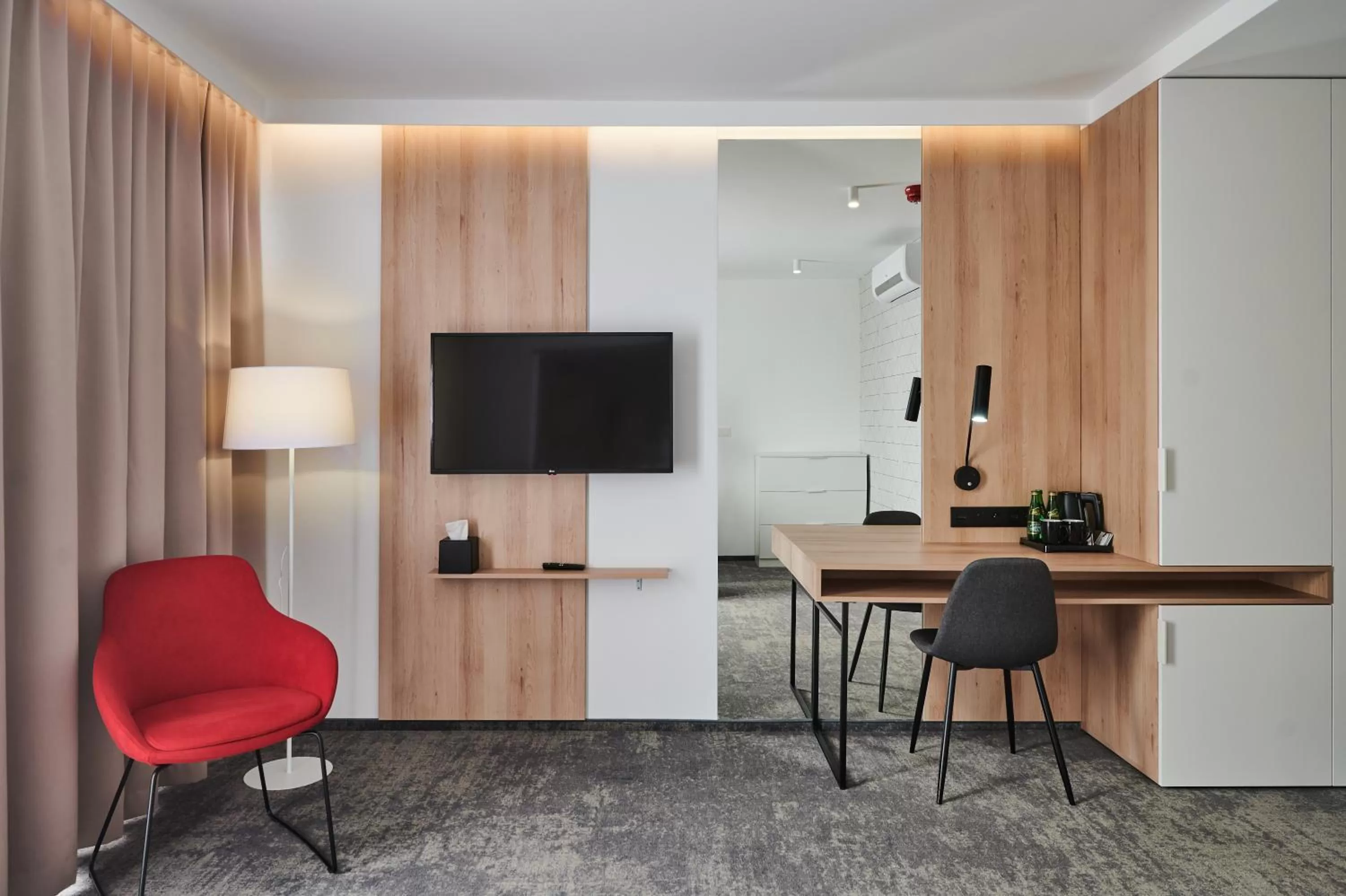 TV and multimedia, TV/Entertainment Center in Hotel Hetman