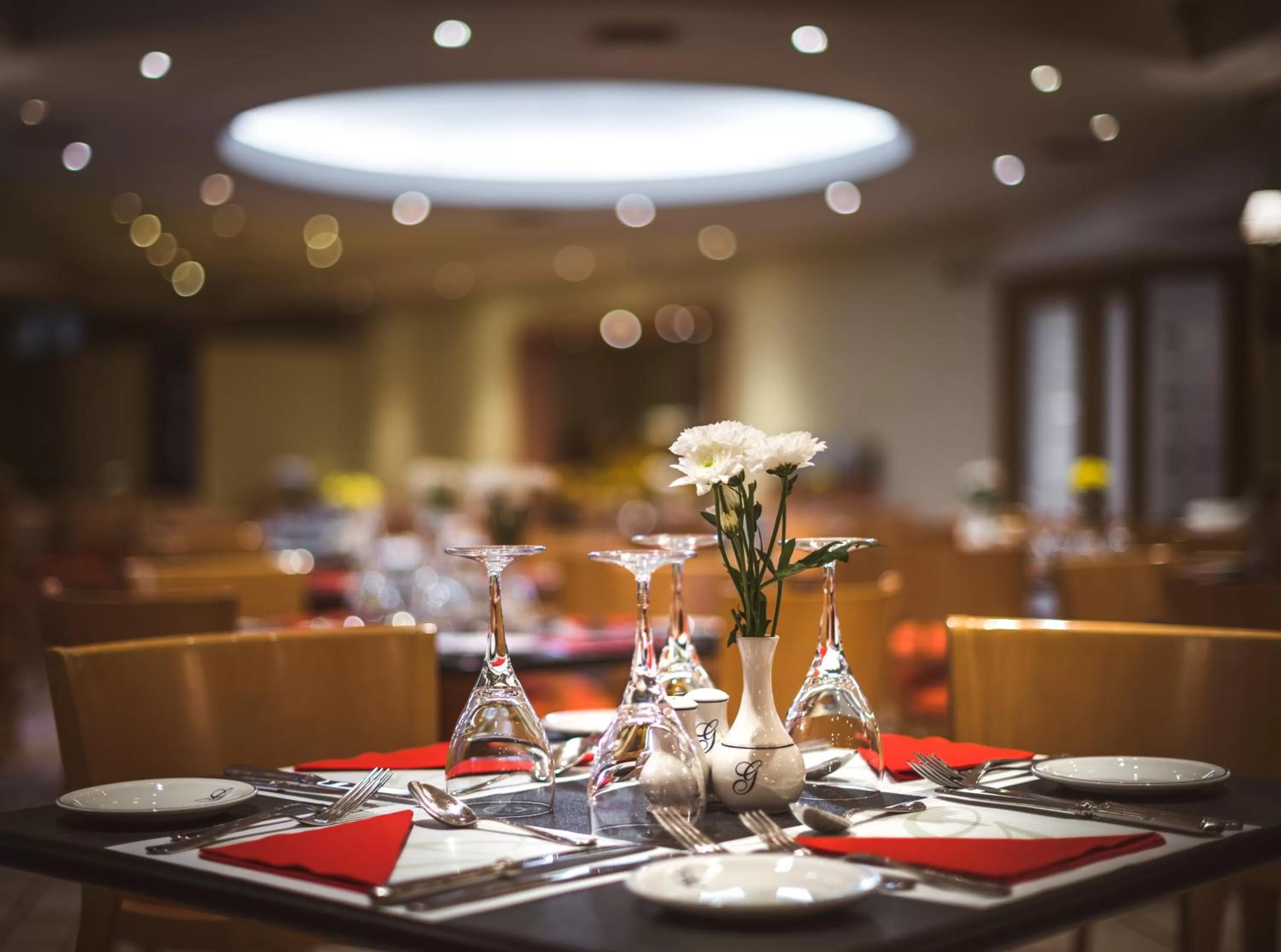 Food and drinks in Golden Age Athens Hotel