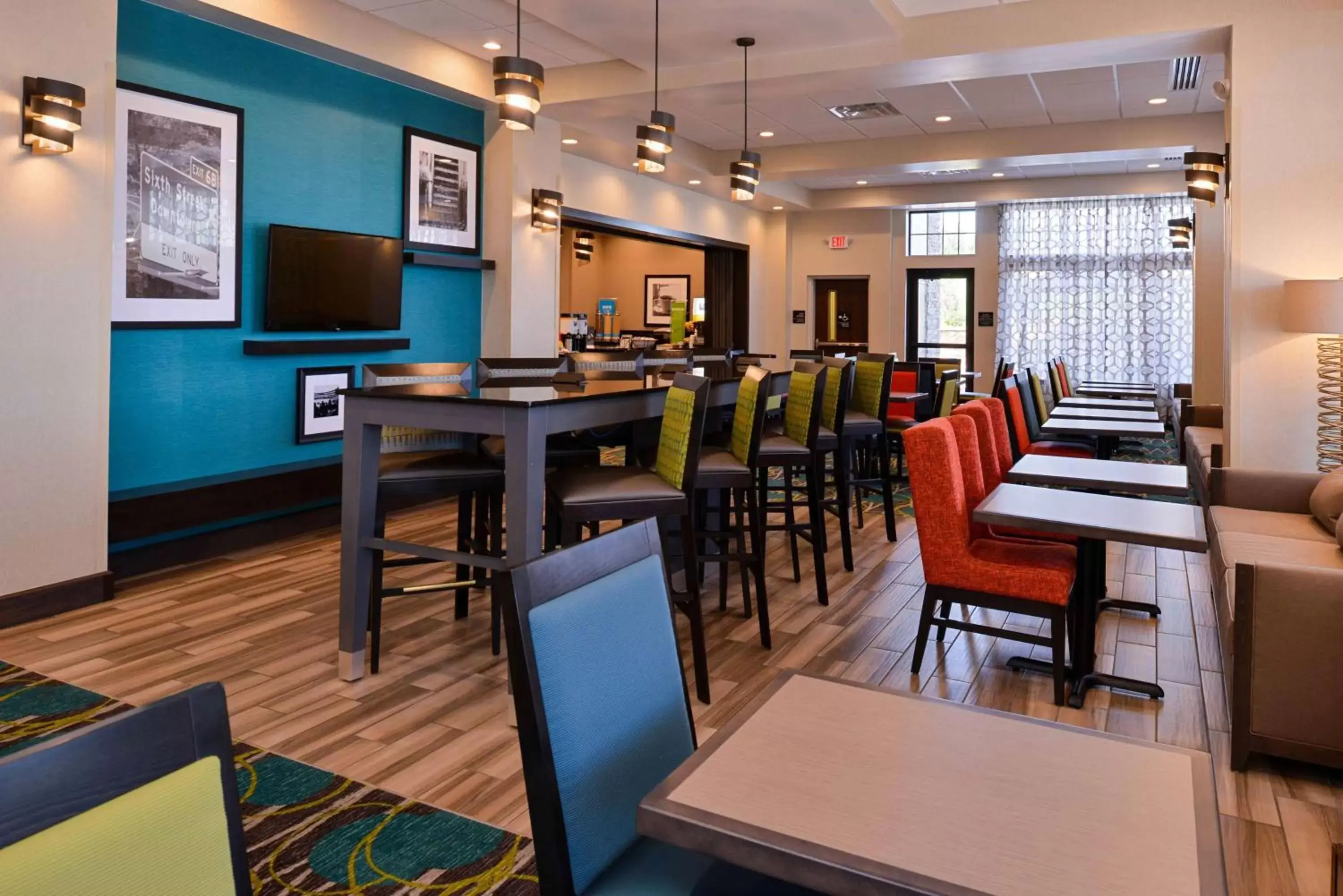 Lobby or reception, Restaurant/Places to Eat in Hampton Inn Pittsburgh - Wexford - Cranberry South