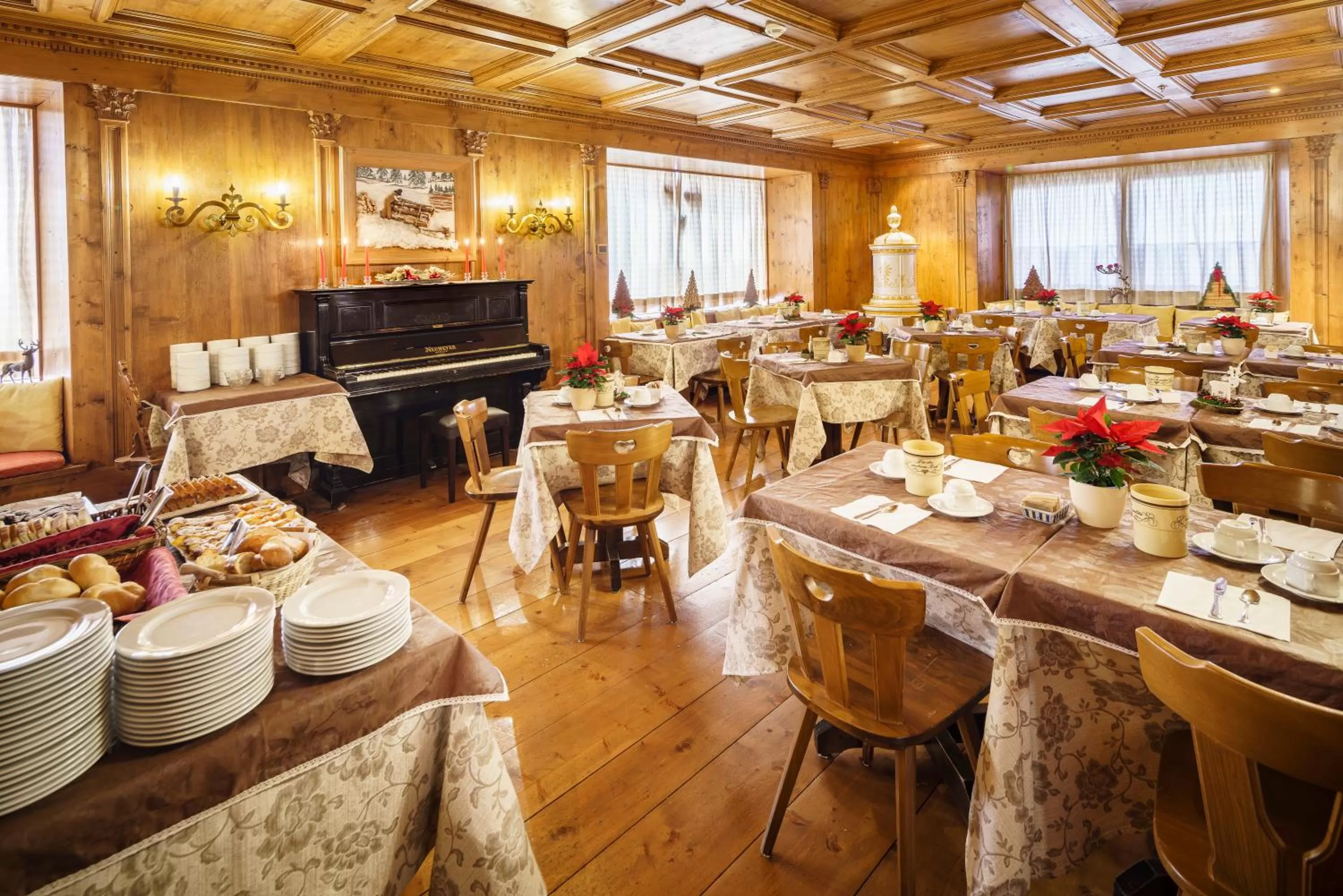 Restaurant/places to eat in Hotel Aquila