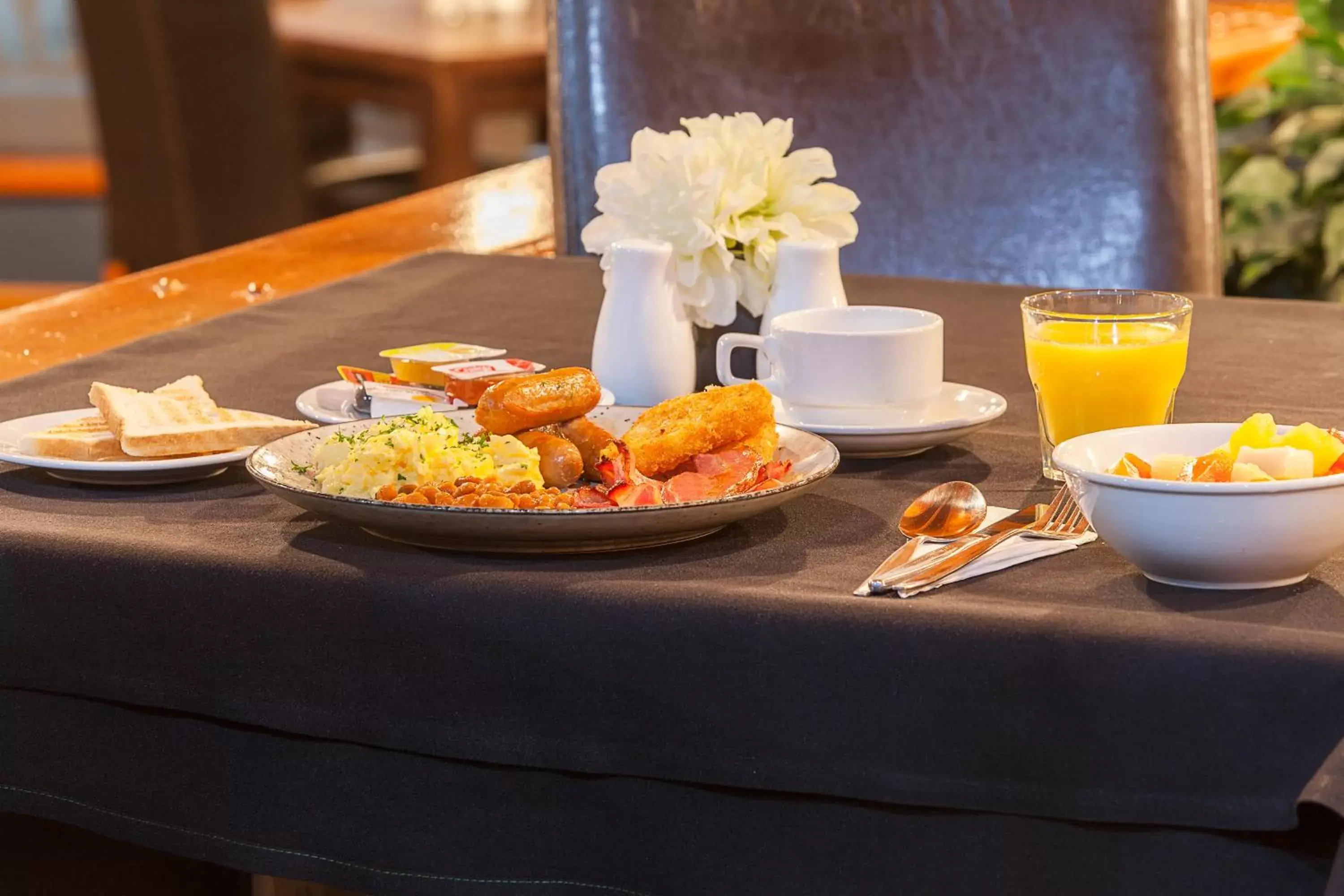 Continental breakfast in Lakeland Resort Taupo