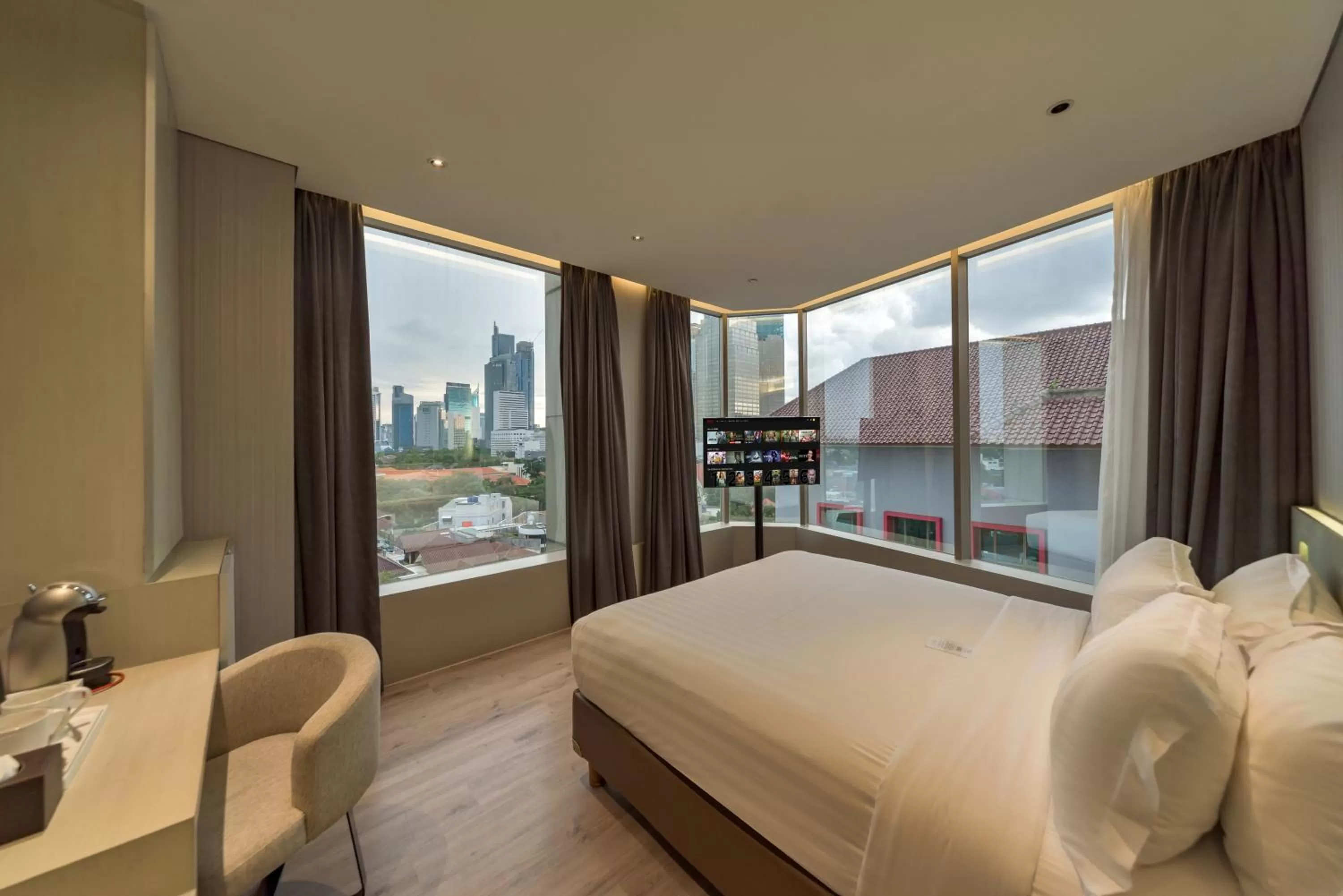 Bedroom, Bed in Ashley Wahid Hasyim Jakarta