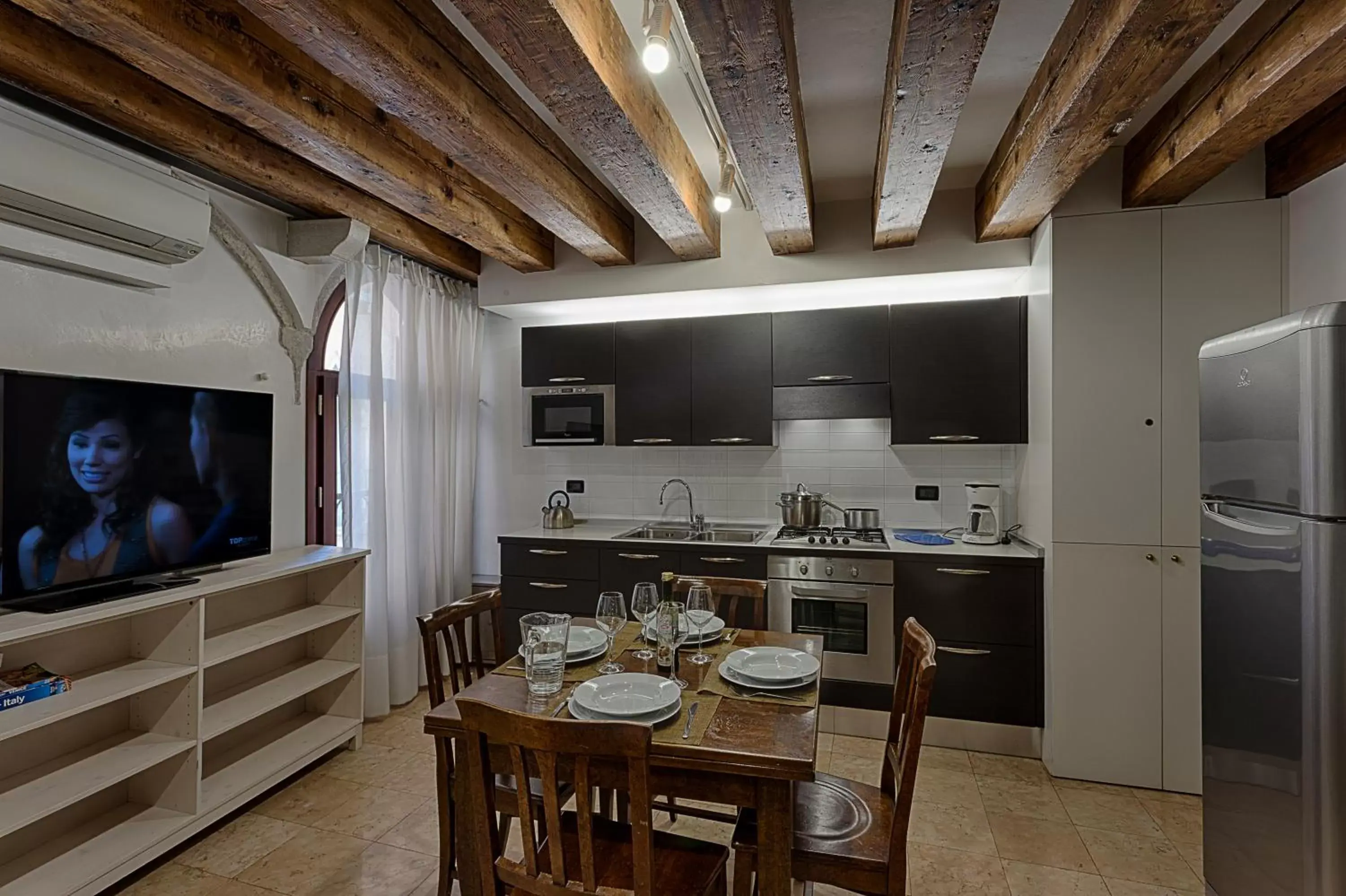 Kitchen or kitchenette, Dining Area in Pensione Guerrato