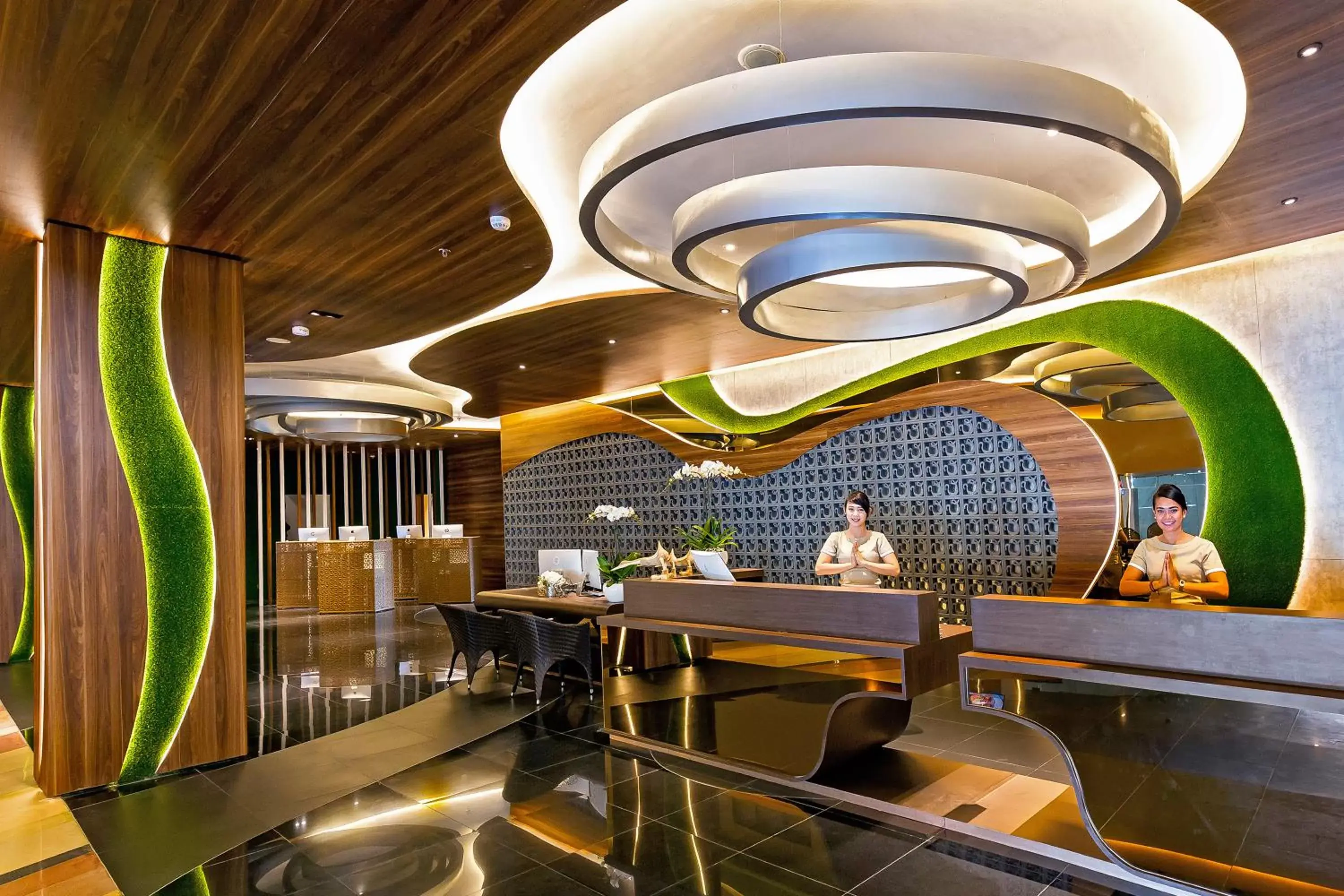 Lobby or reception, Lounge/Bar in Infinity8 Bali