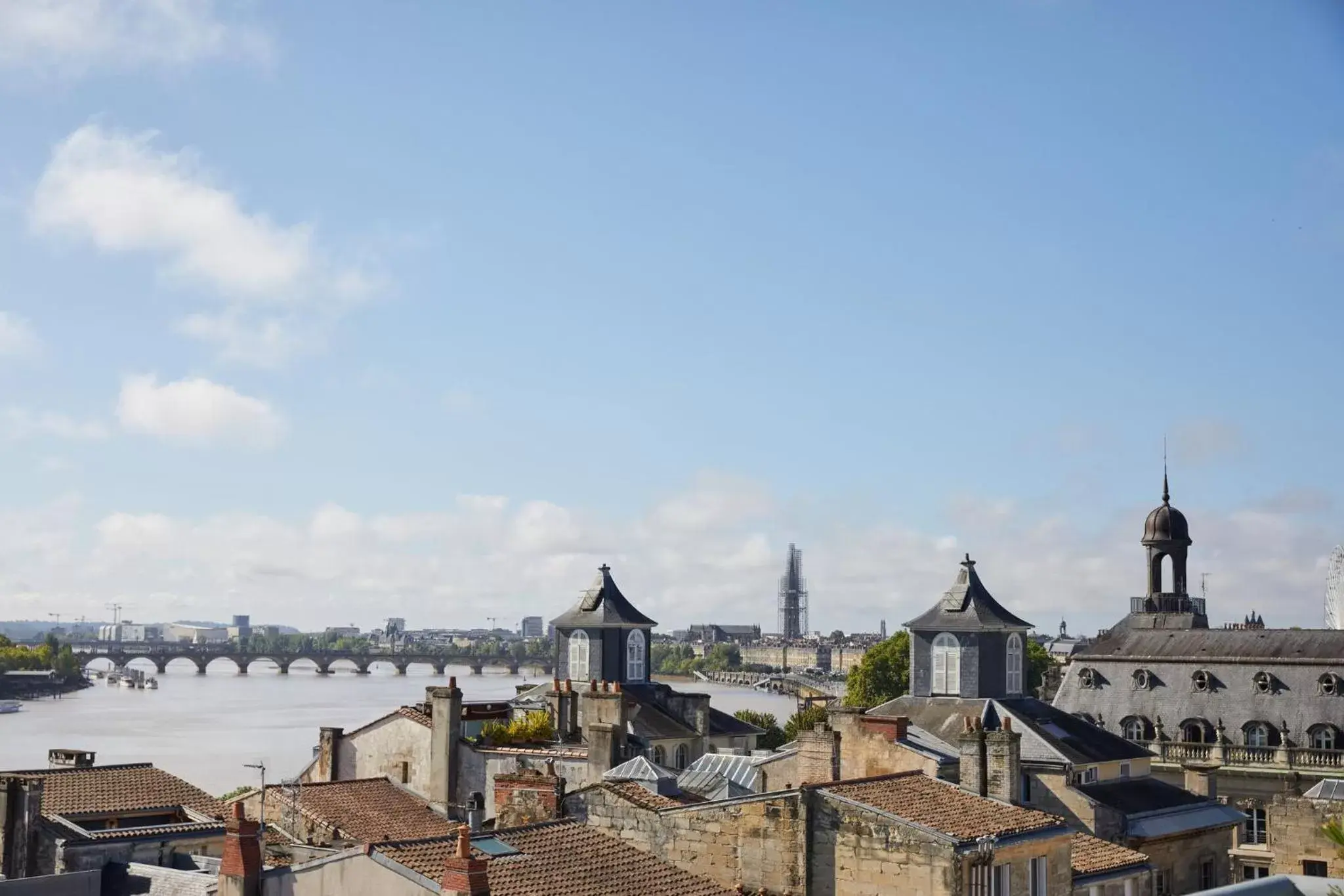 Property building in Hotel Indigo Bordeaux Centre Chartrons, an IHG Hotel